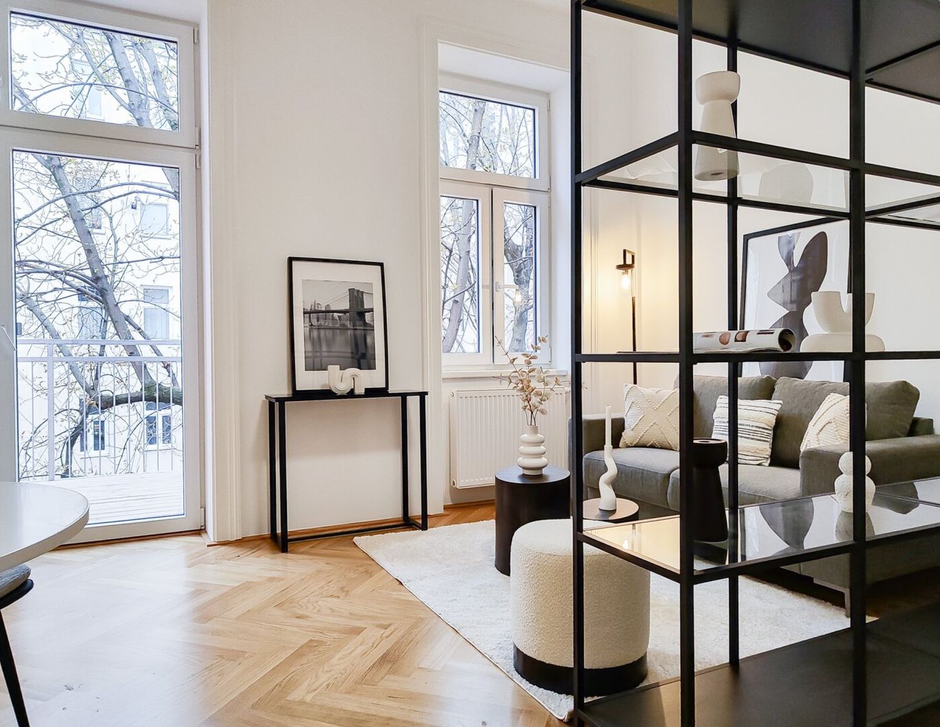 Entzückende neu sanierte Balkonwohnung in Hofruhelage