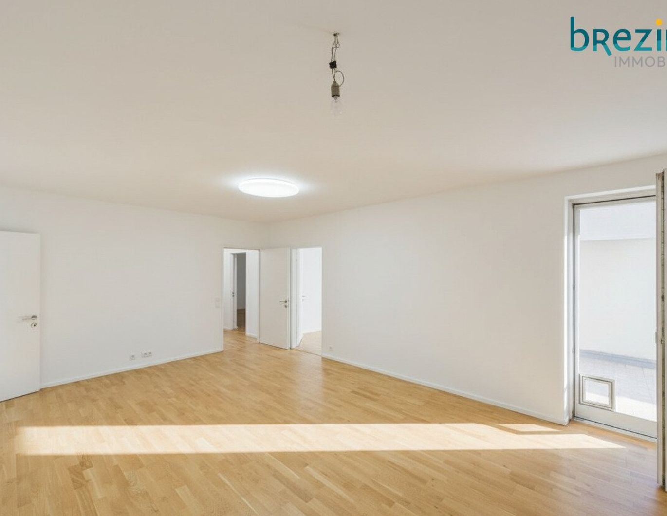 Familienwohnung mit südseitigem Balkon und Stellplatz