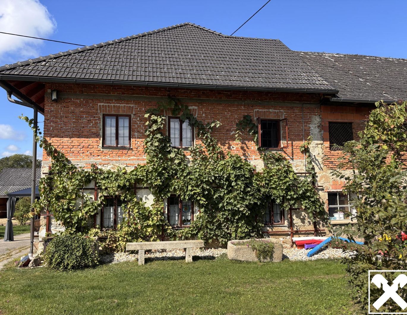 Einzigartiger Vierkanthof in absoluter Traumlage