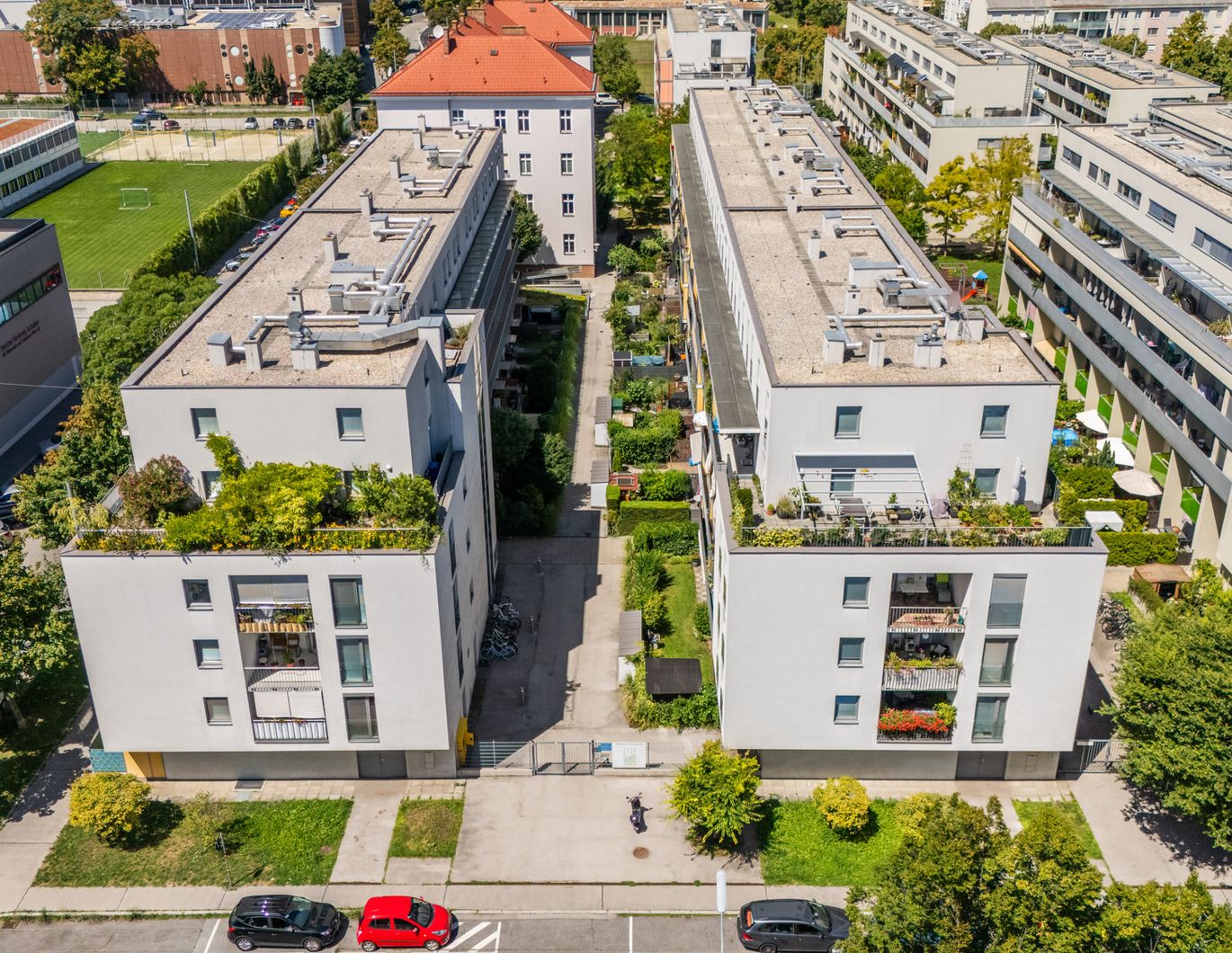 Top-Mietwohnung in Wien: 3 Zimmer, 2 Gärten & Freibad vor der Tür!