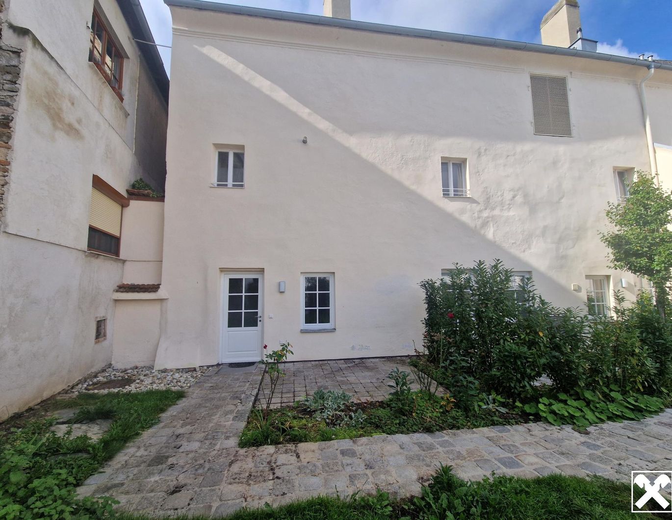 ERDGESCHOSS-TERRASSENWOHNUNG IN TOP INNENSTADTLAGE, HEIZKOSTEN SIND BEREITS ENTHALTEN