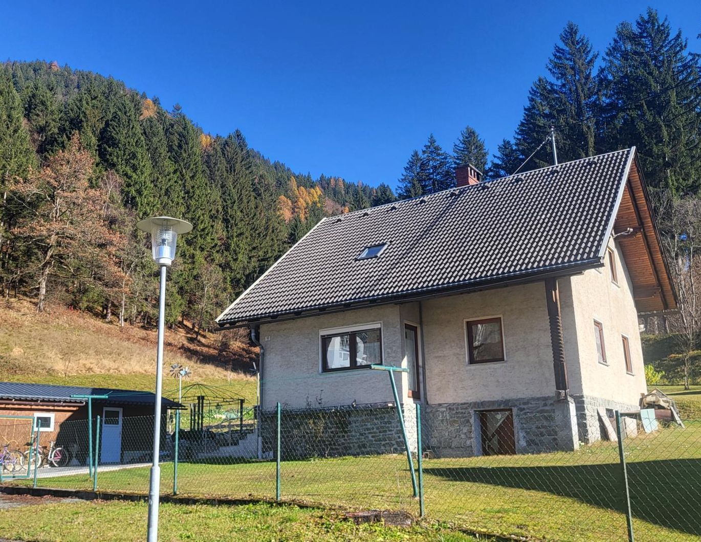 Wohnen im Grünen: Wohnhaus in ruhiger Toplage im Gailtal