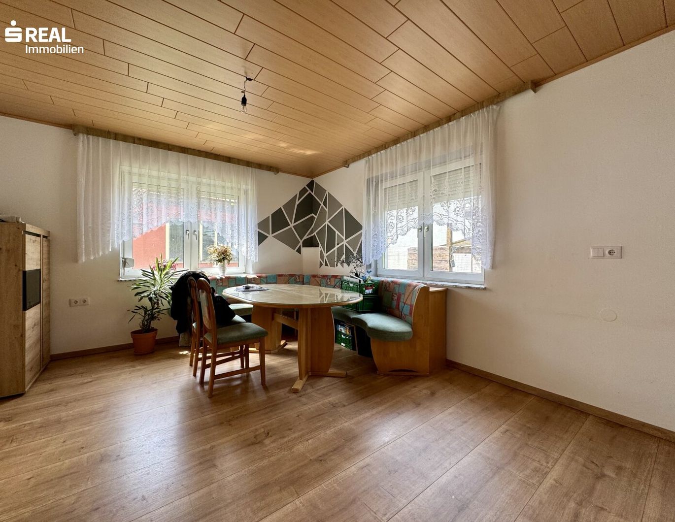 günstiges Haus mit 5 Zimmern in Bischofstetten