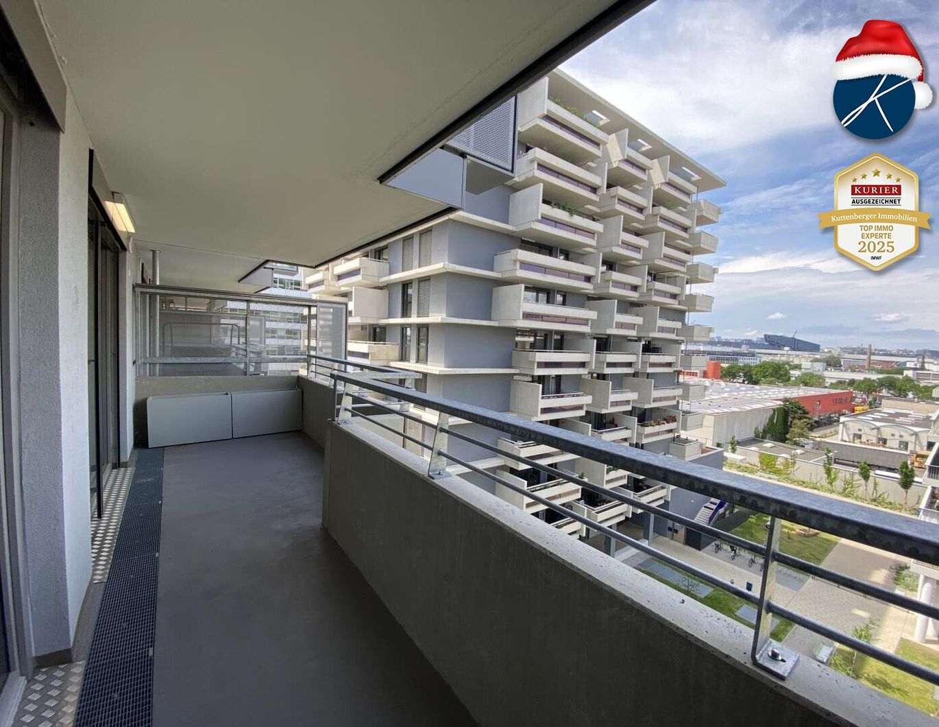 U3 Gasometer: Modern Living mit Balkon + Hippe Umgebung