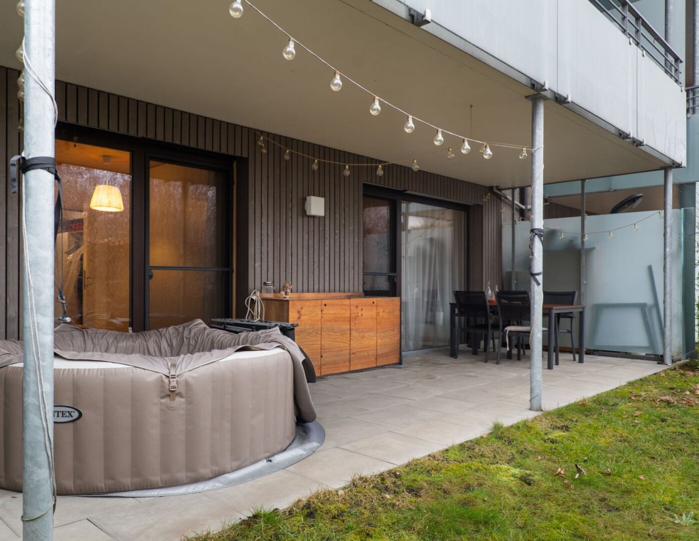 Dornbirn: Moderne 2-Zimmer-Wohnung mit großem Garten und Terrasse