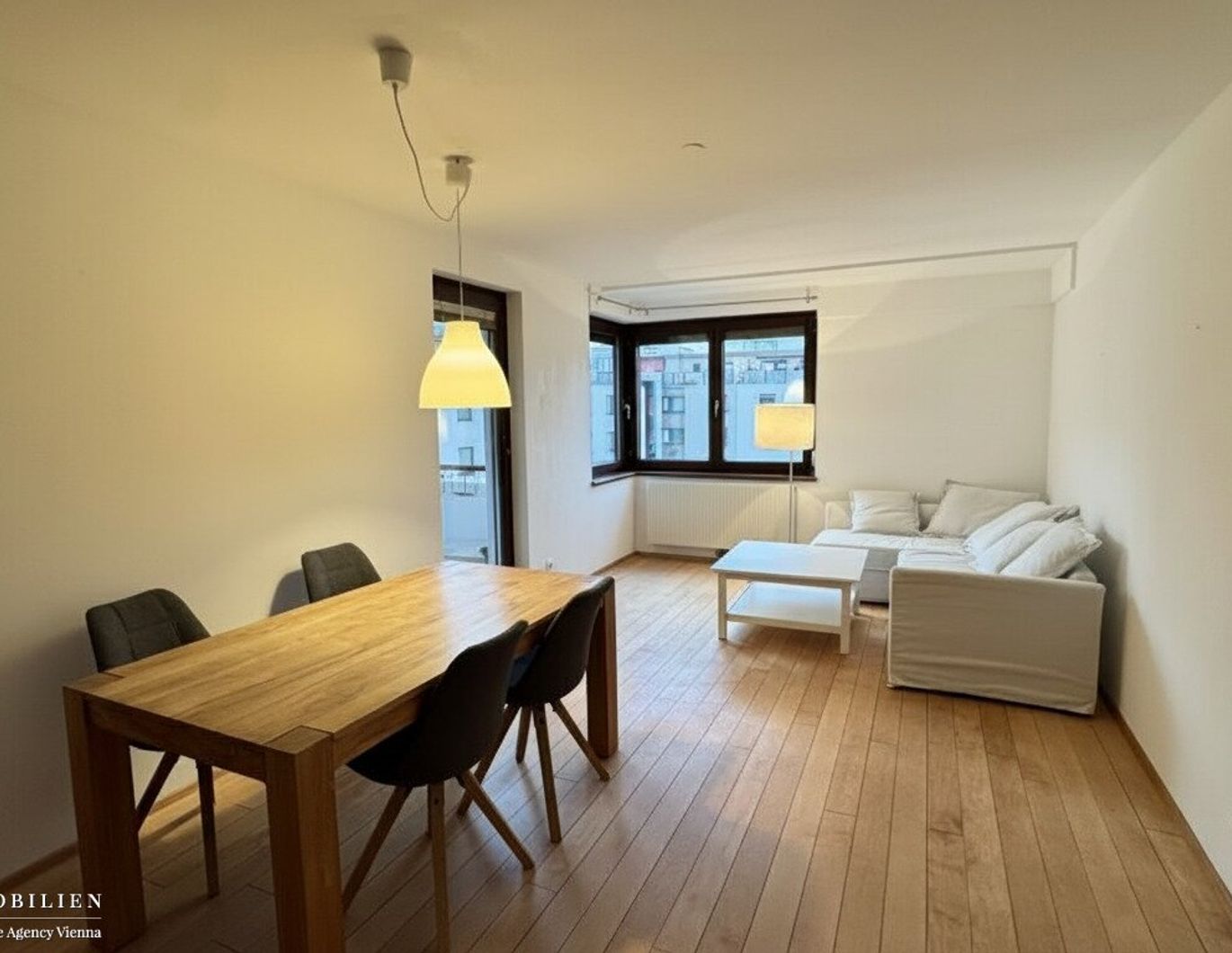 4 Zimmer Wohnung bei der alten Donau mit Loggia und Garage