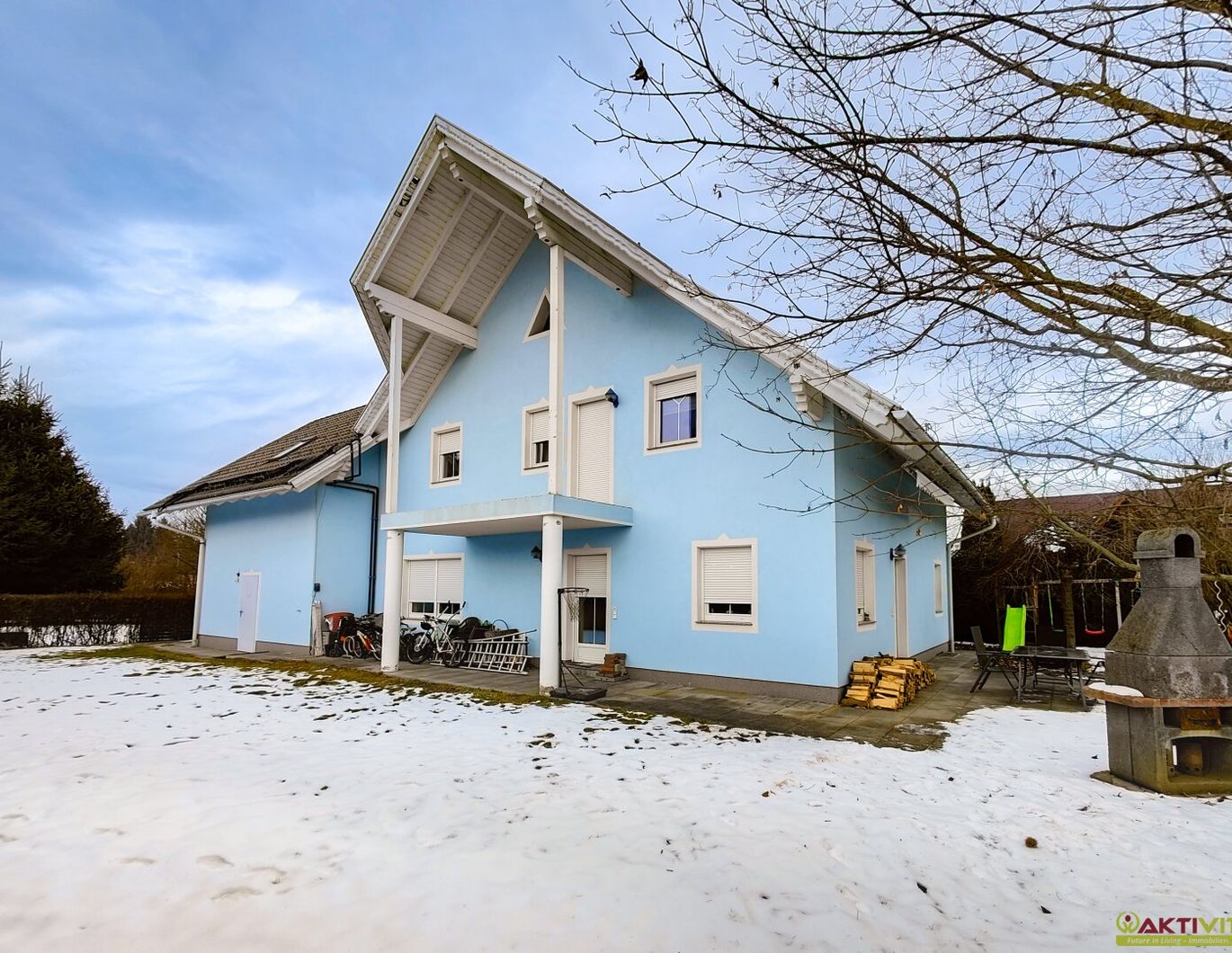 Charmantes Einfamilienhaus mit Garten und Garage in Großlobming. Kosmetische Renovierung notwendig.