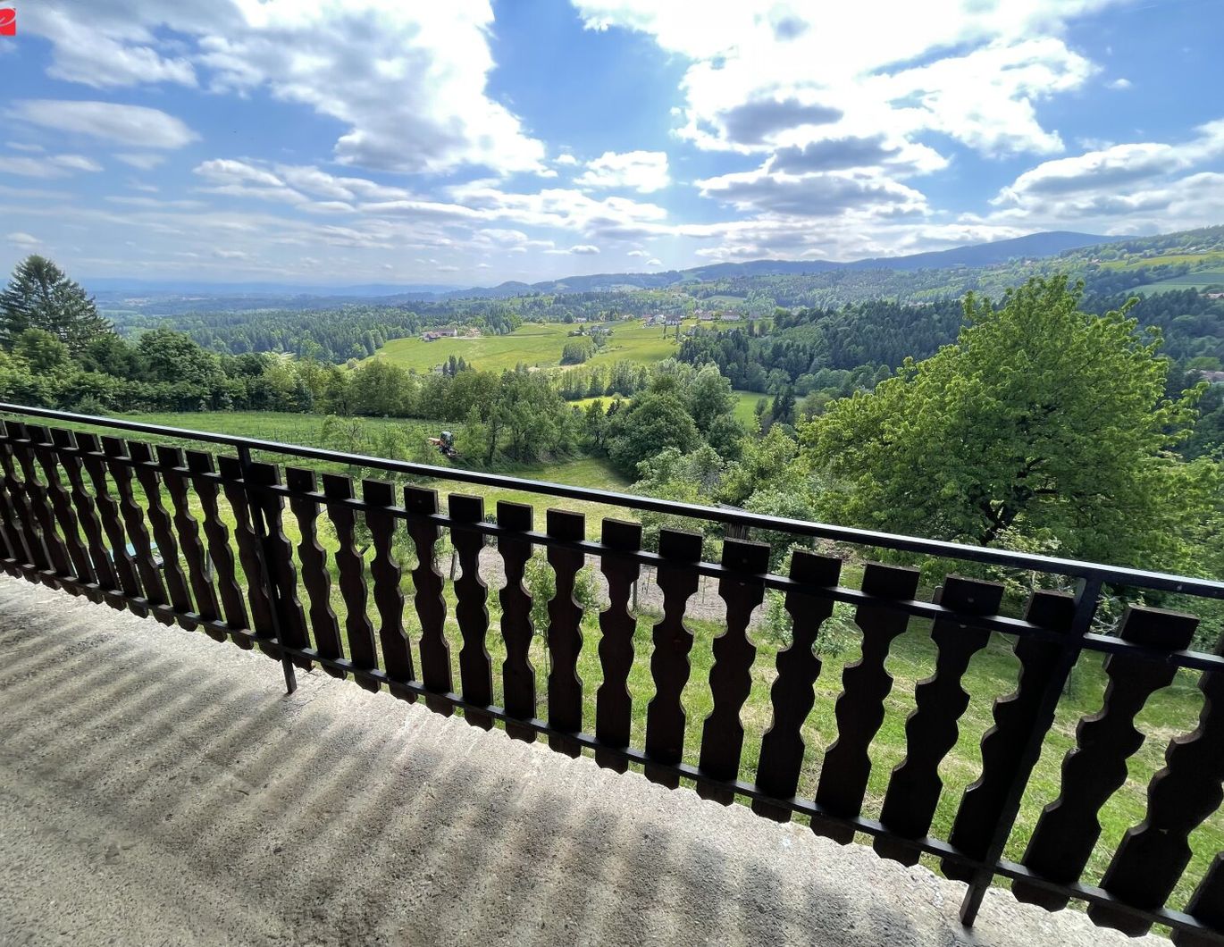 NEUER PREIS: Haus mit Weitblick zum dahinschmelzen