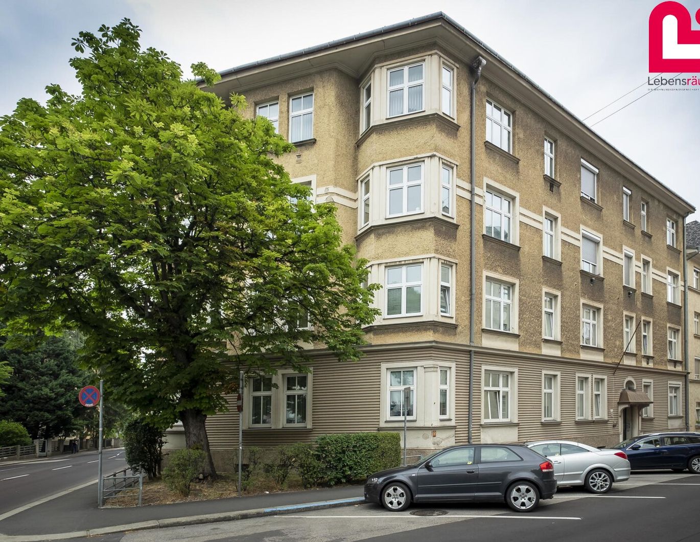 Altbauwohnung in Linz mit Balkon (befristet)