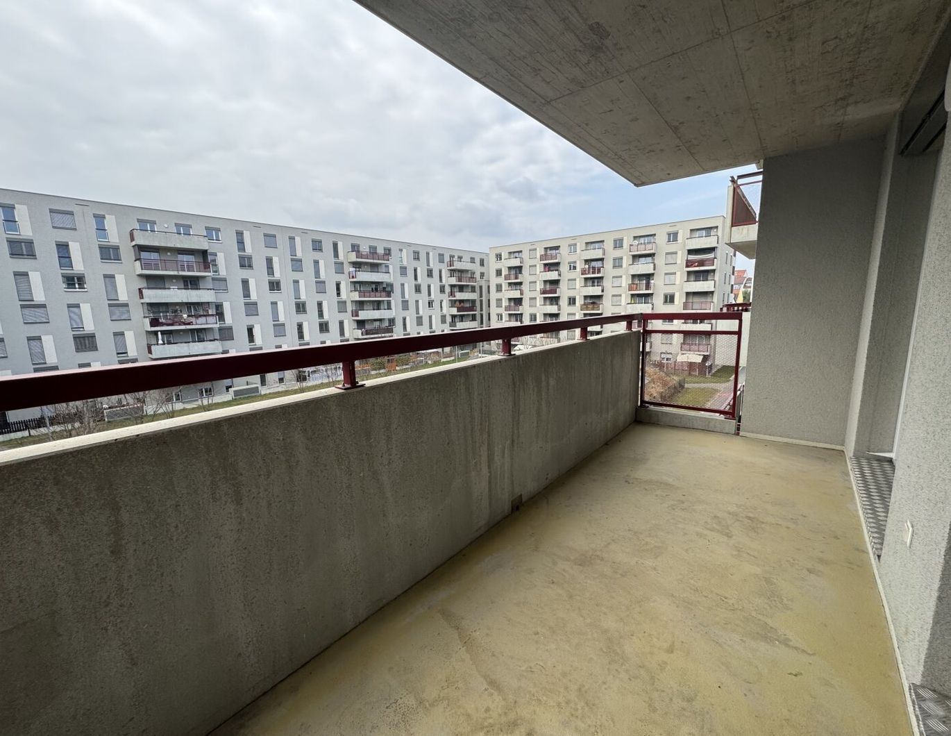 Großzügige 2-Zimmer Genossenschaftswohnung mit Balkon! - unbefristeter Mietvertrag