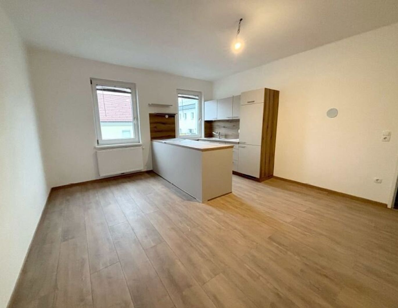 Vier Zimmerwohnung! Erstbezug!