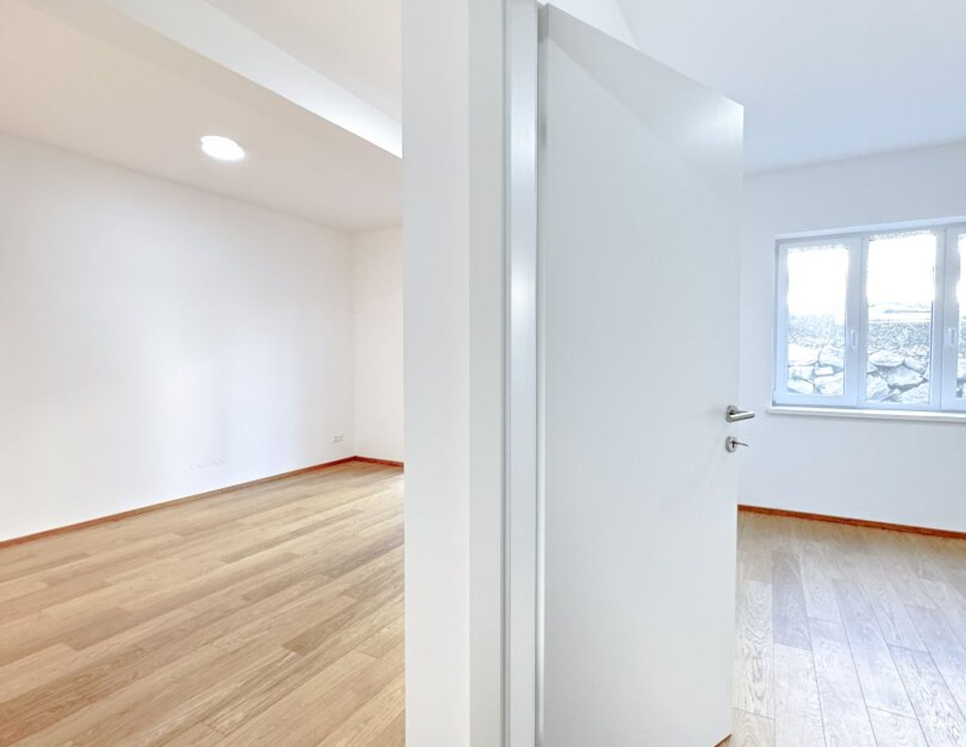 Topsanierte 2 Zimmer Wohnung mit Terrasse in Döbling