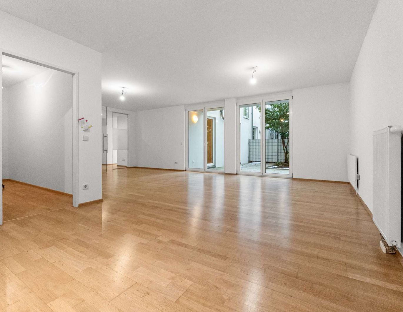 ++ Einziehen & wohlfühlen ++ 3-Zimmer-Gartenwohnung mit Terrasse in Innenhoflage