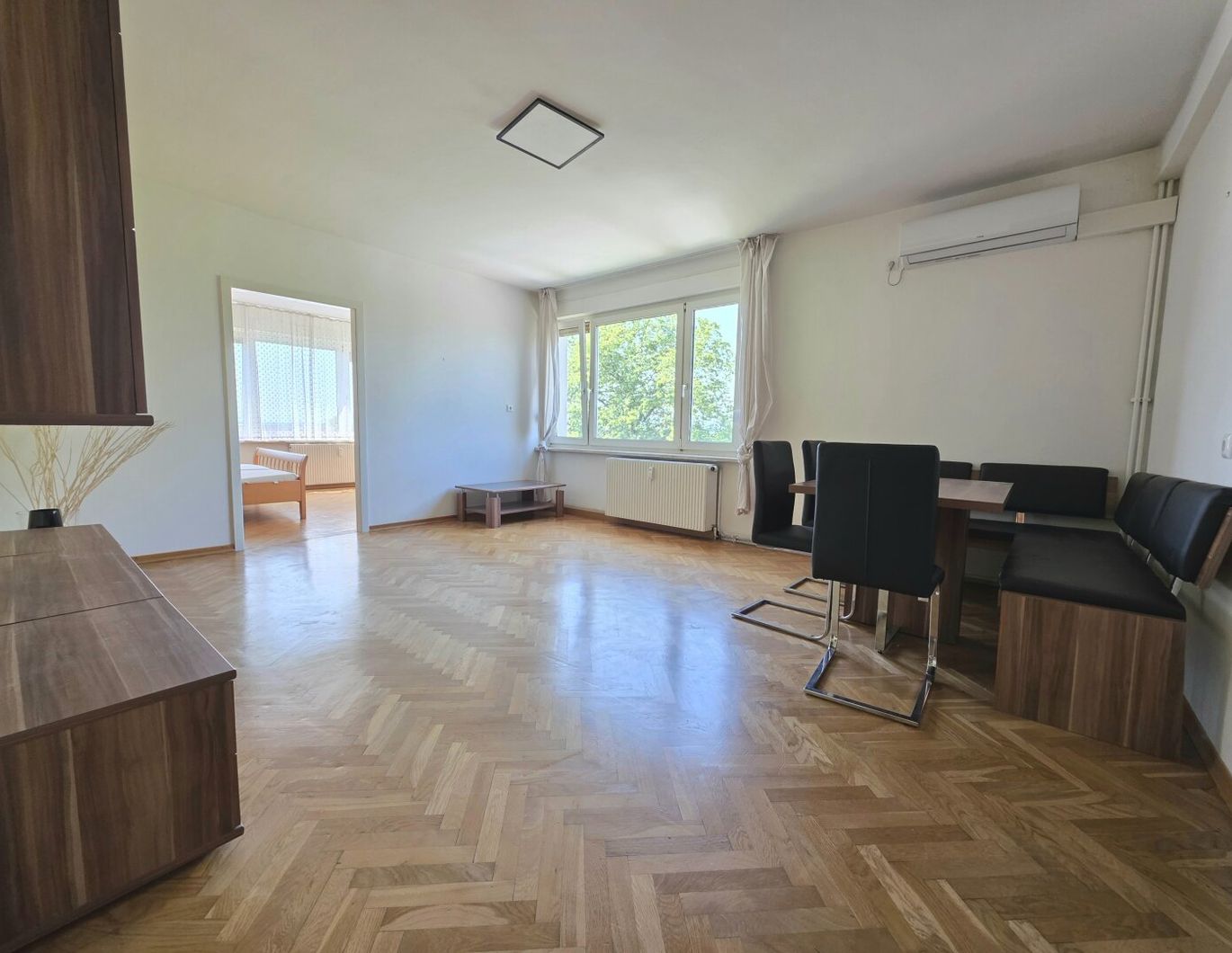 Helle Single-Wohnung mit Top Infrastruktur!
