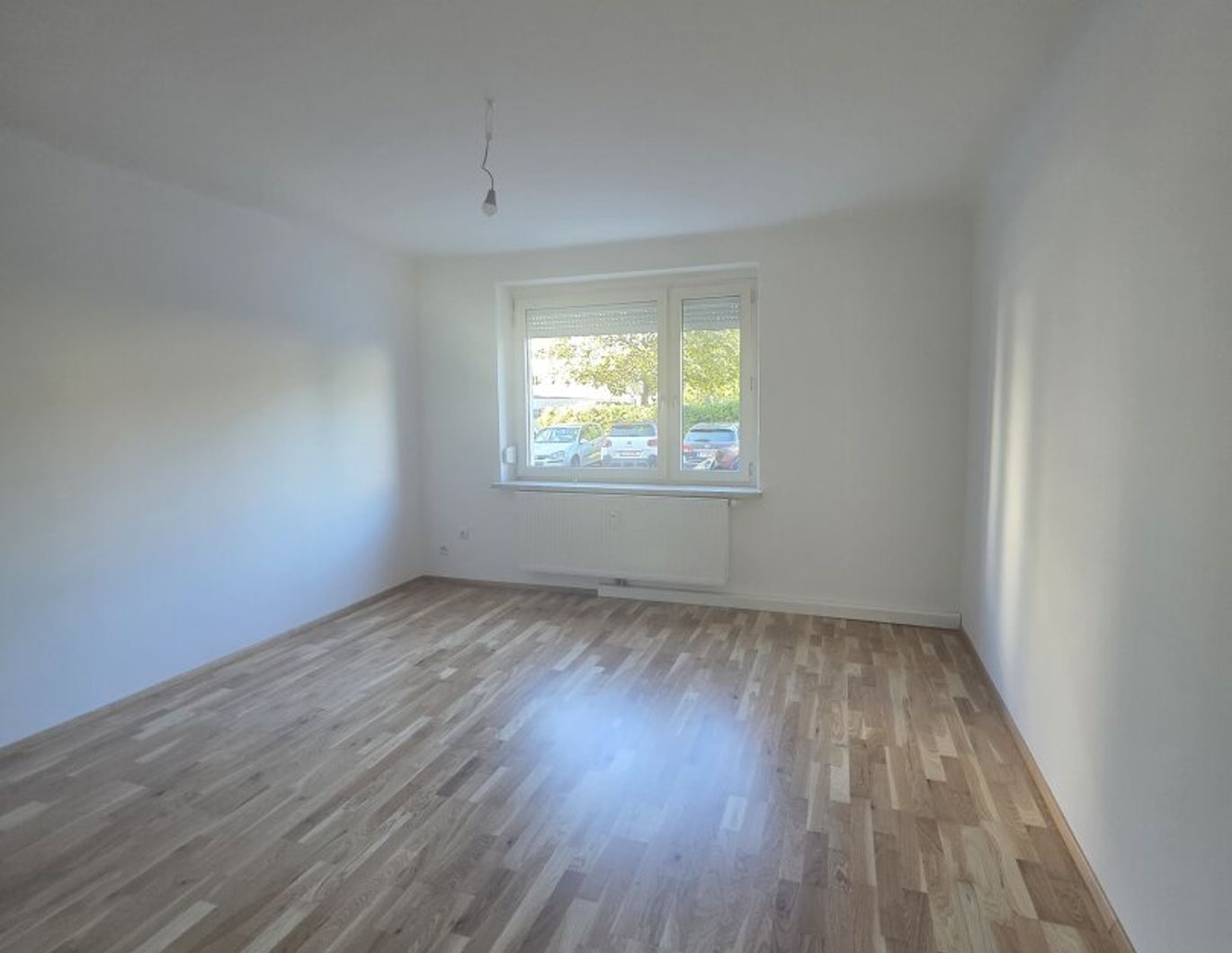 Eine wunderschöne, gut aufgeteilte SANIERTE 2-Zimmer Wohnung in Linz/Bindermichl - perfekt Anbindung an die Öffentlichen Verkehrsmitteln!
