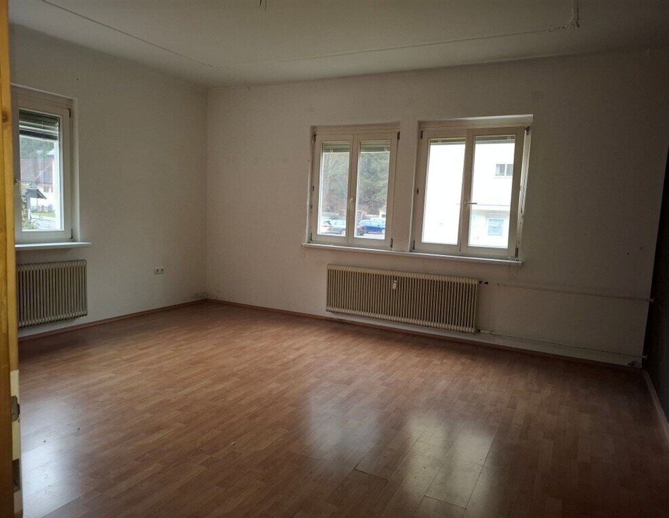 Unmöblierte 3-Zimmer-Altbauwohnung im Halbstock in Thörl nahe Kapfenberg zu mieten !