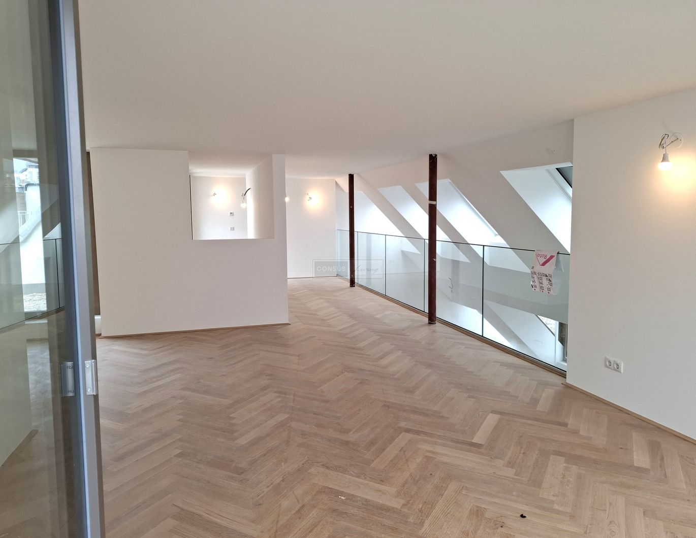 ERSTBEZUG: Stilvolle Dachgeschossmaisonette beim Rochusmarkt !