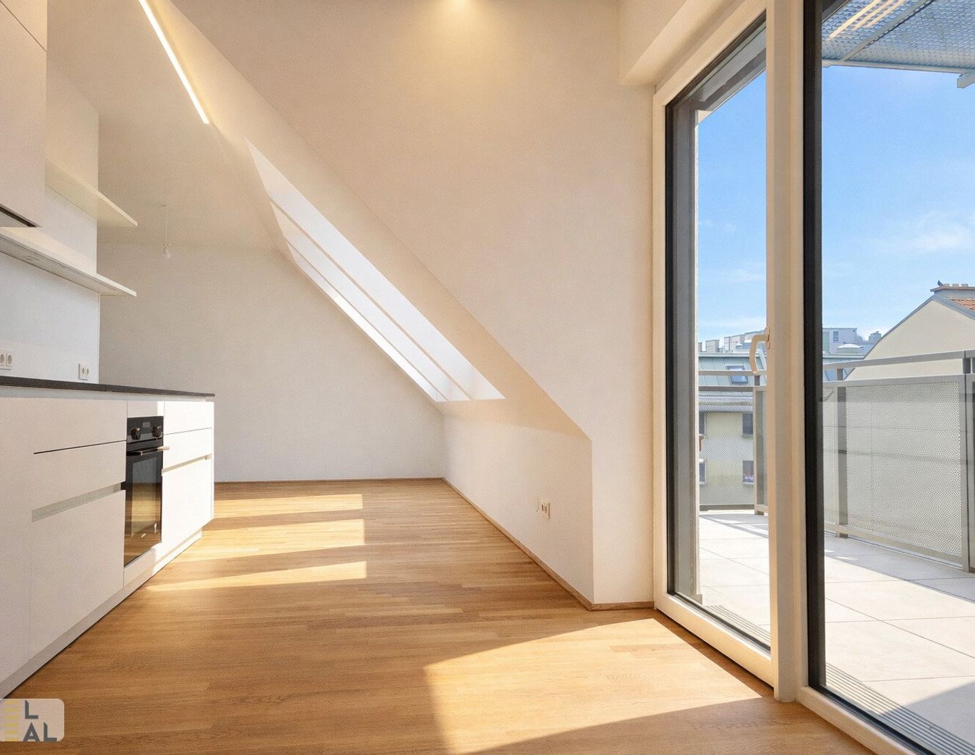 Traumhafte 3-Zimmer-Dachgeschoßwohnung in 1090 Wien - Ihr Erstbezug wartet auf Sie!