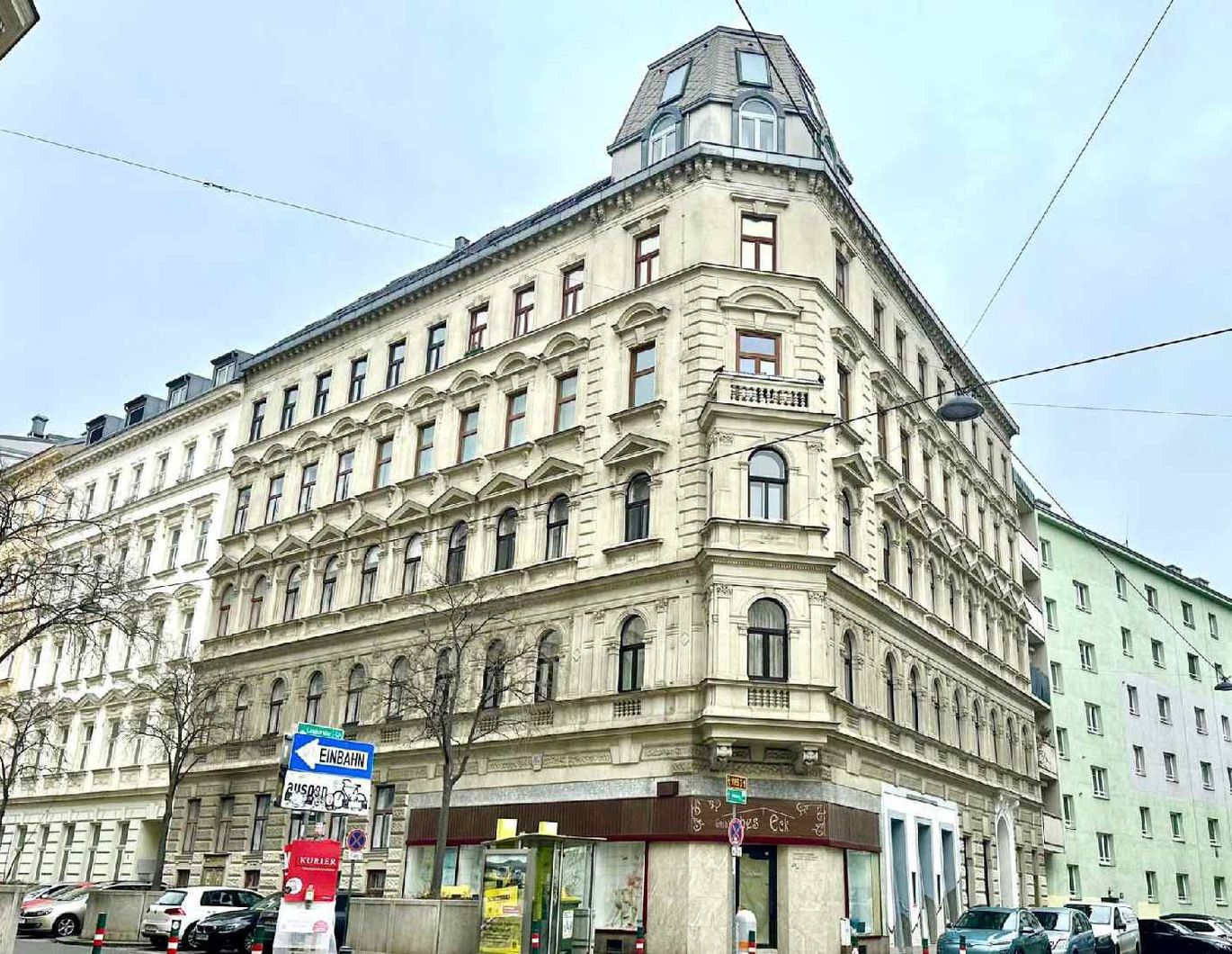 Altbauwohnung mit Charme und Charakter