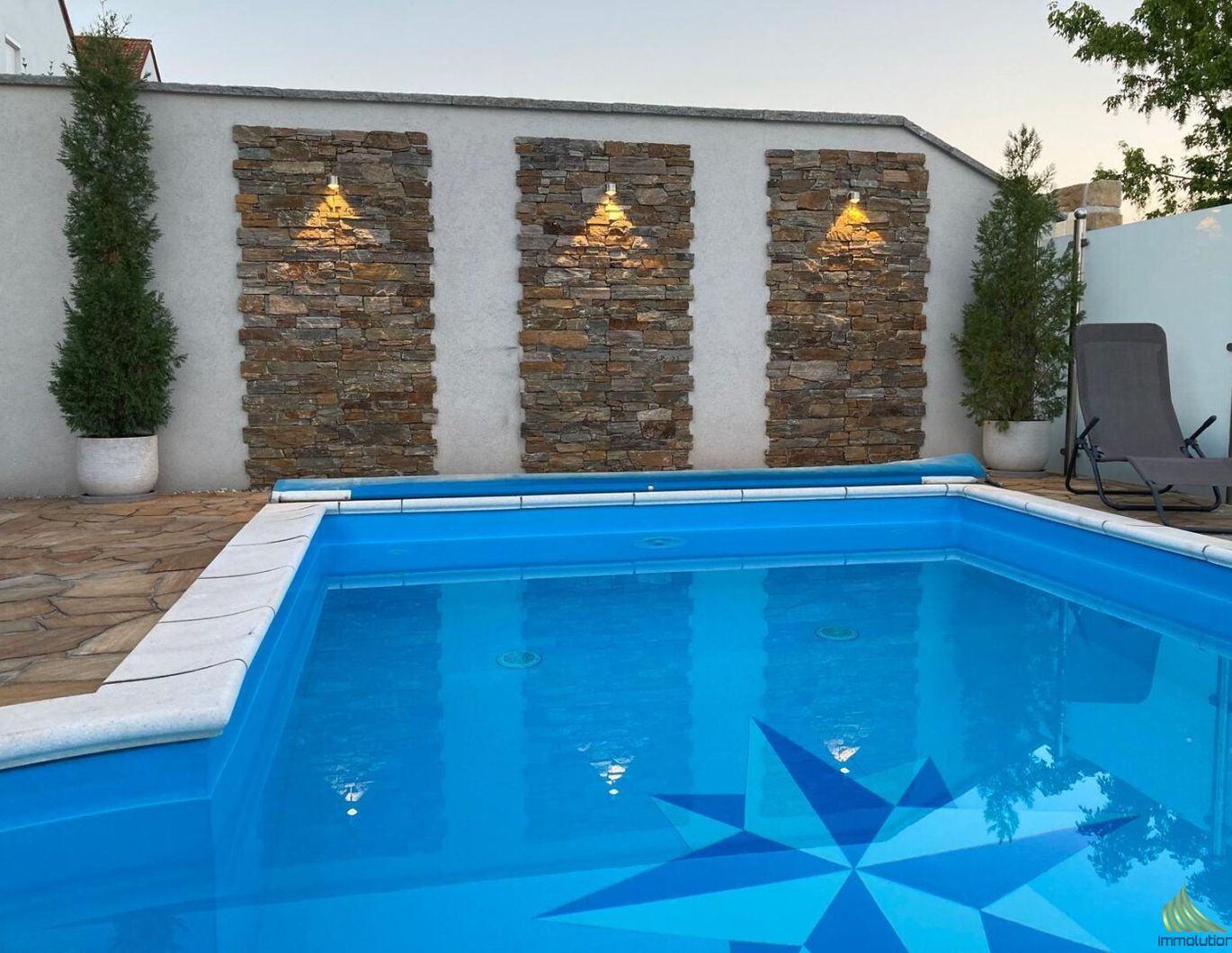 Ihr Traumhaus: Wellness, Pool und viel Platz auf drei Ebenen