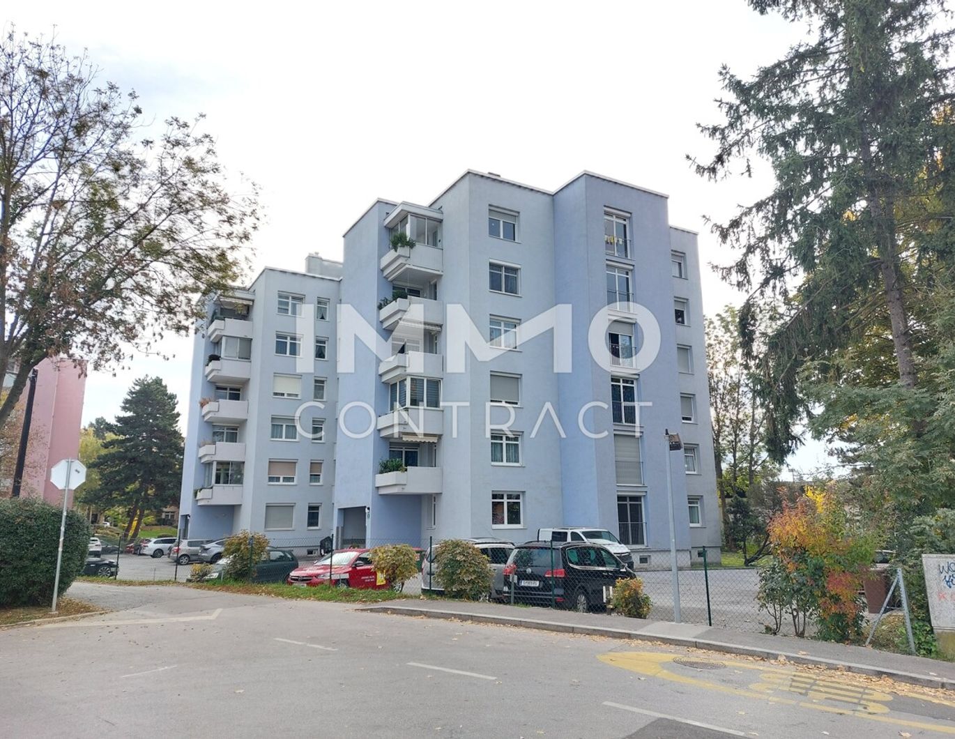 ANDRITZ - NAHE FACHMARKTZENTRUM: HELLE GEPFLEGTE FREUNDLICHE GARCONNIERE INKL. PP UM € 370,--+BK+HZG