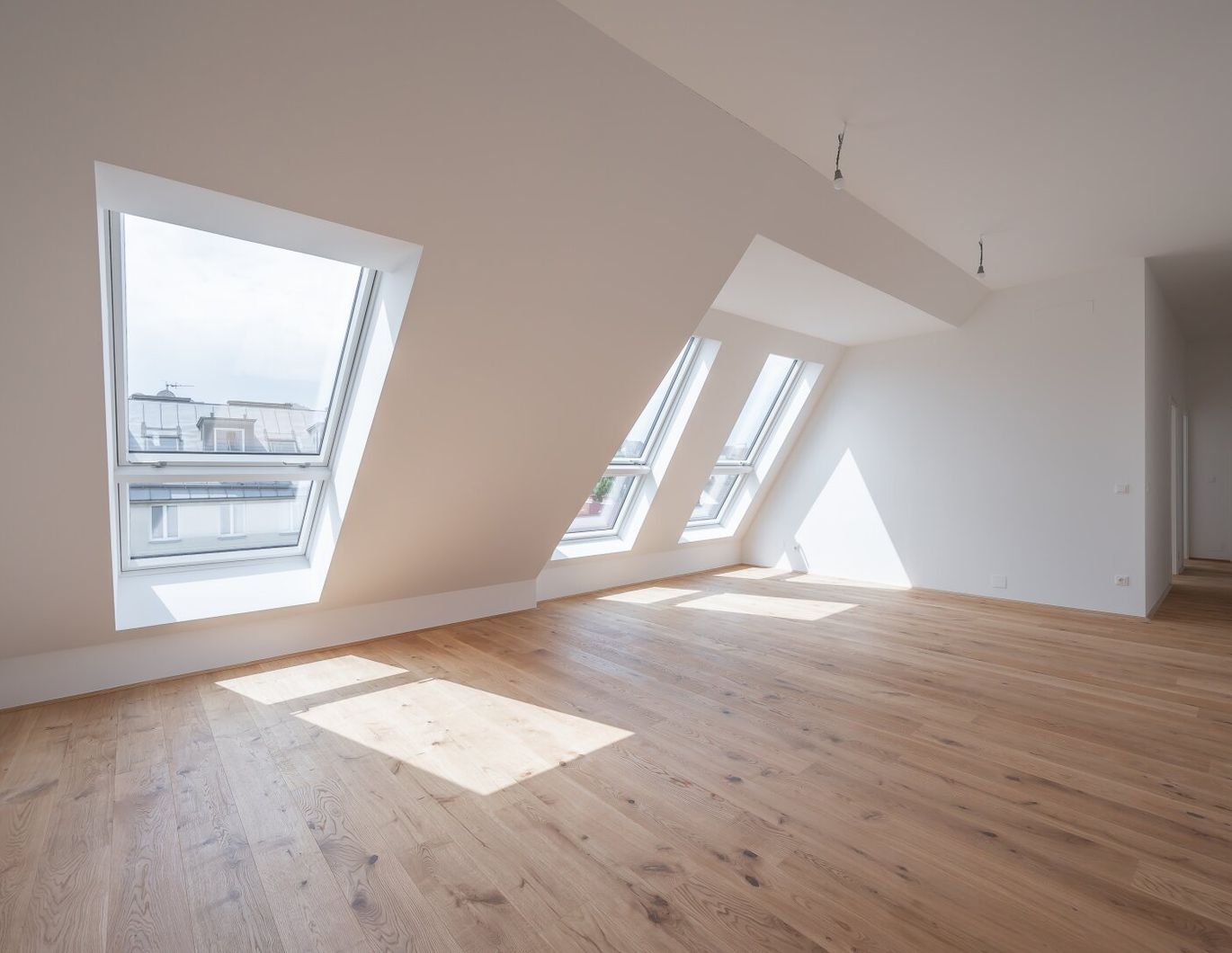 ++FonteFlats++ Prestigious 4-room Penthouse - First Occupancy with Exceptional Outdoor Space