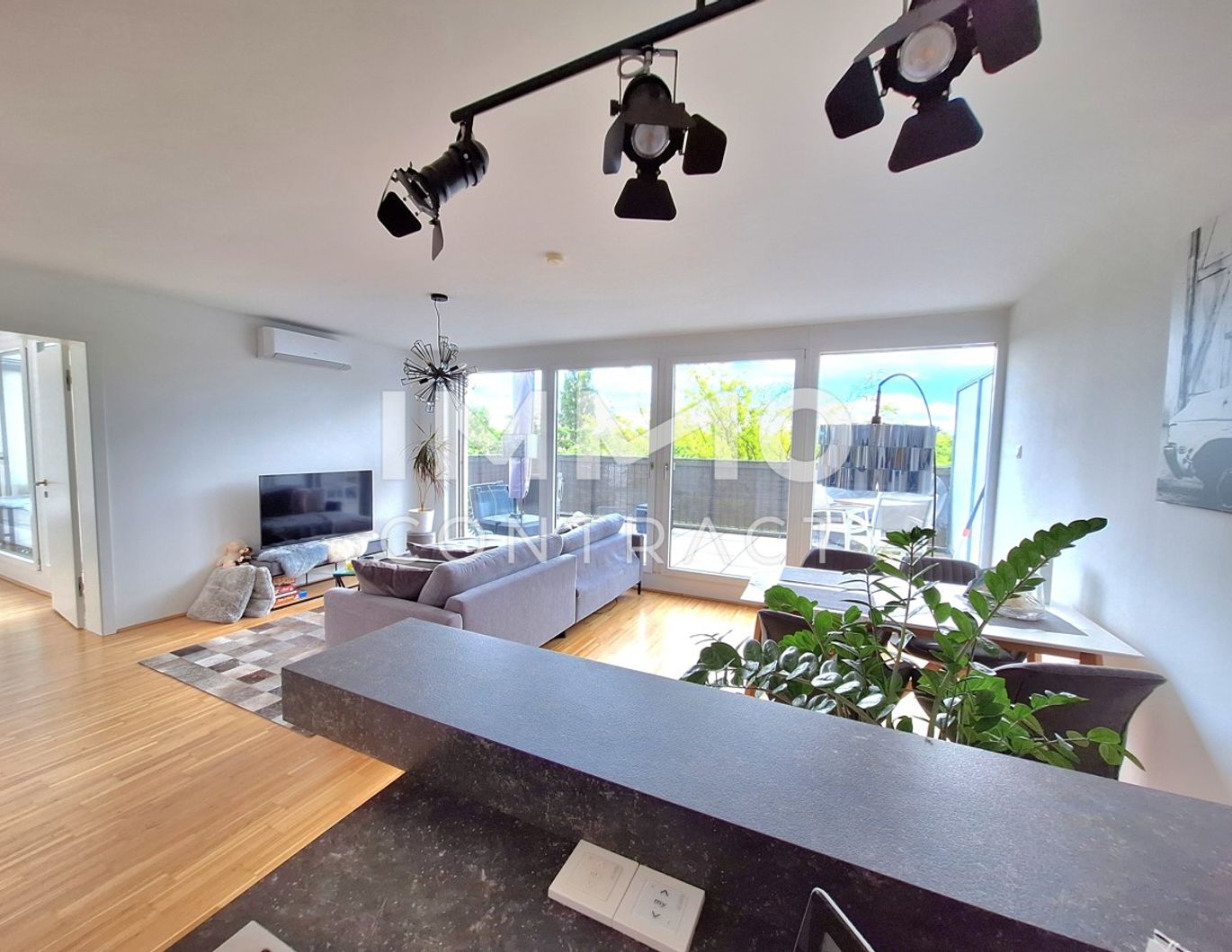 Terrassentraum am Biberhaufenweg; 2 Zimmer; 2 Terrassen mit insgesamt 38m²