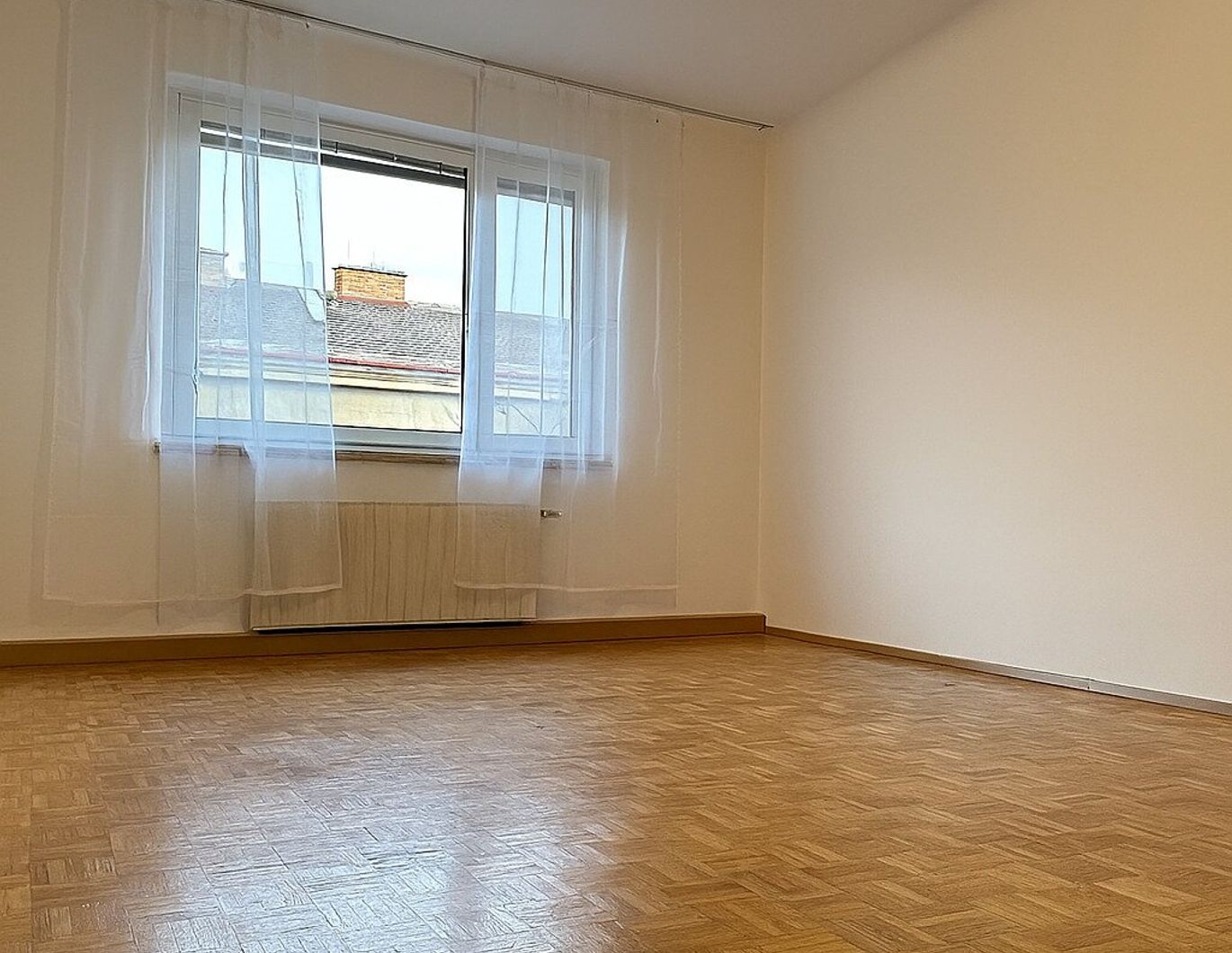 ***Charmante 2-Zimmer-Wohnung in absoluter Ruhelage nahe Reumannplatz***