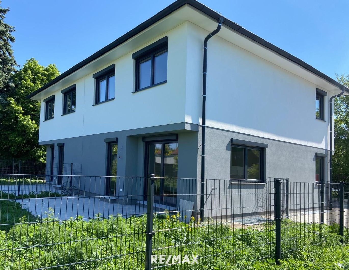 Hochwertige Doppelhaushälfte in Groß-Enzersdorf