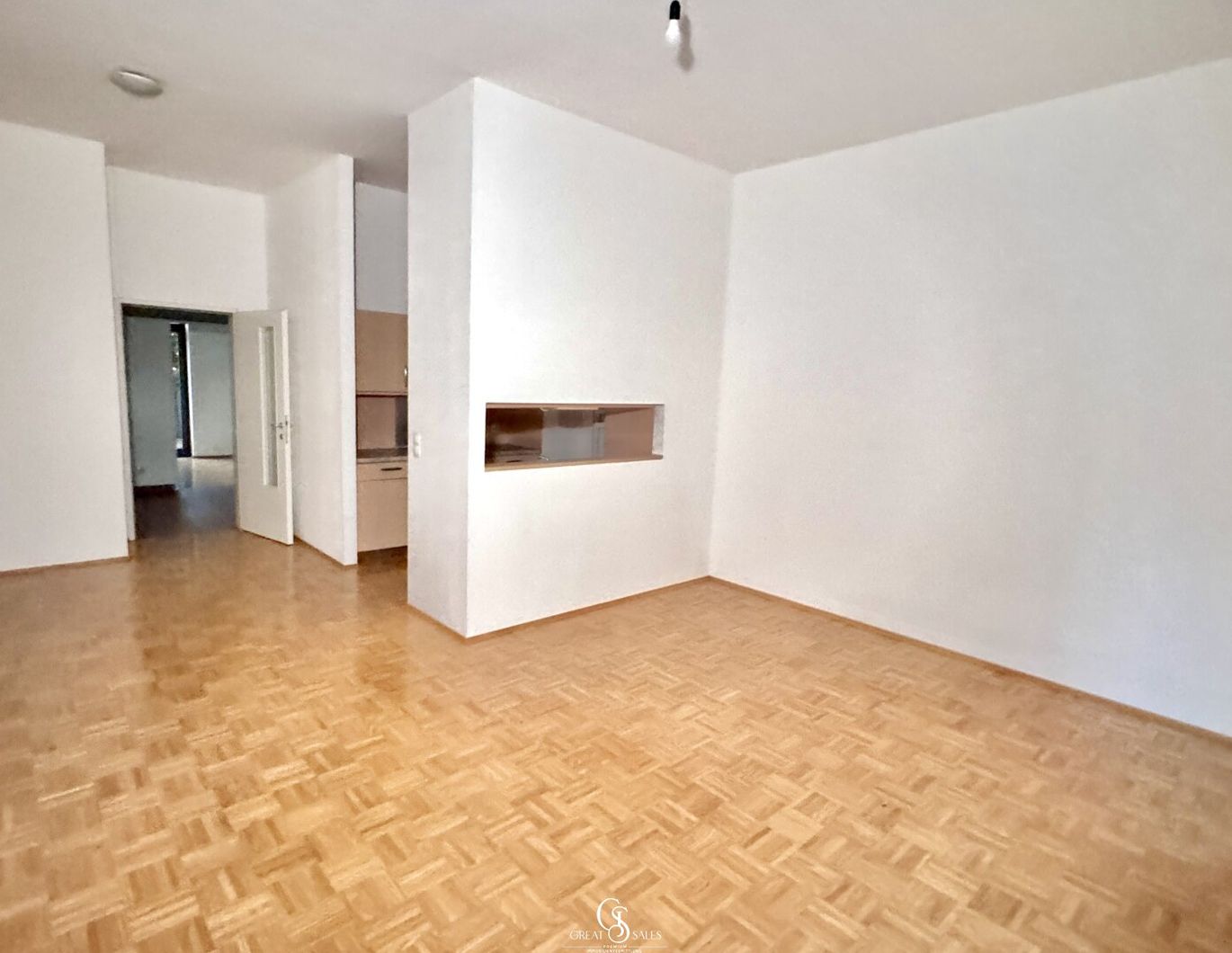 Helle 3-Zimmer-Wohnung mit Terrasse und Gemeinschaftsgarten in der Innenstadt