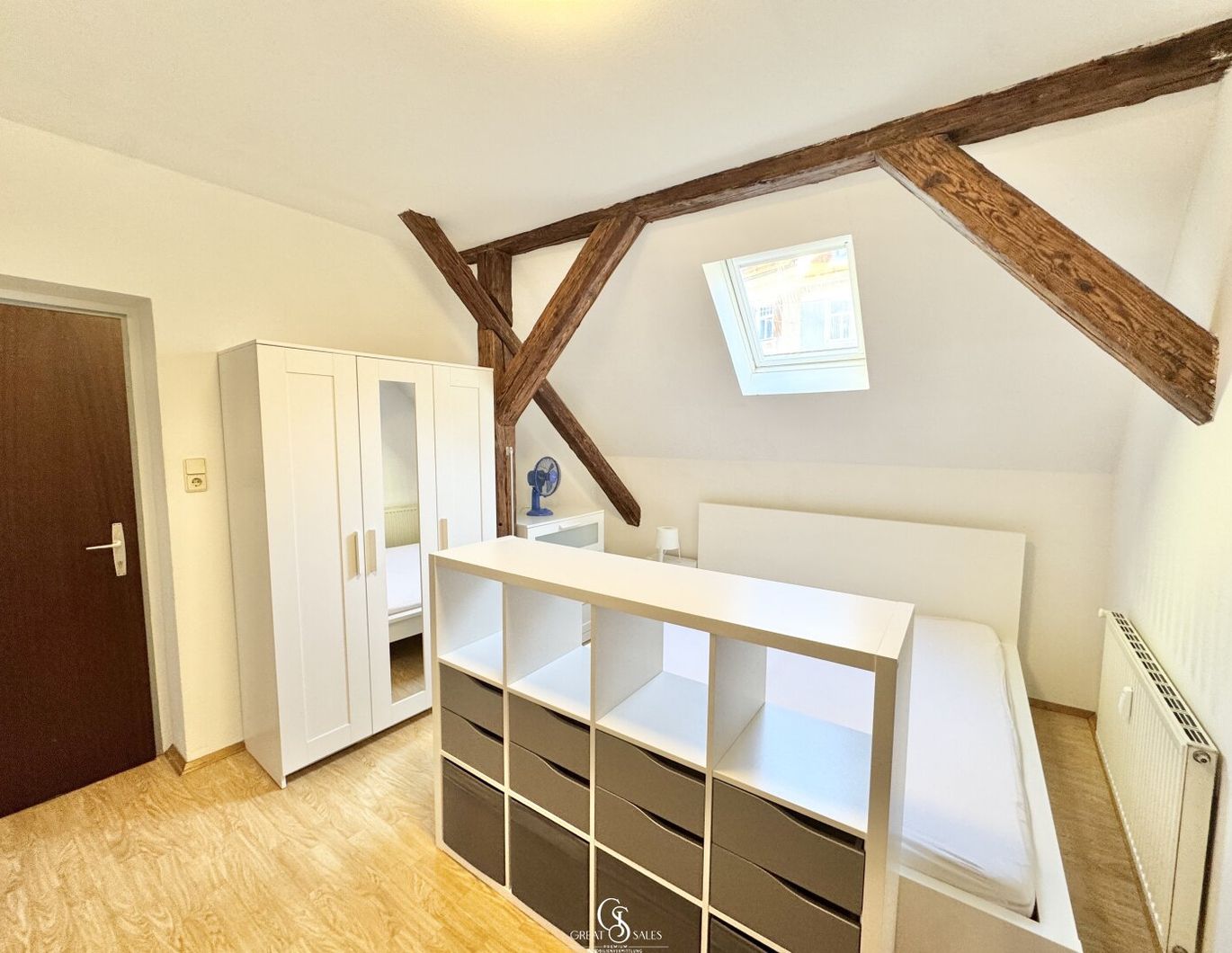 Sofort einziehen & wohlfühlen: Vollmöblierte Wohnung mit Abstellraum