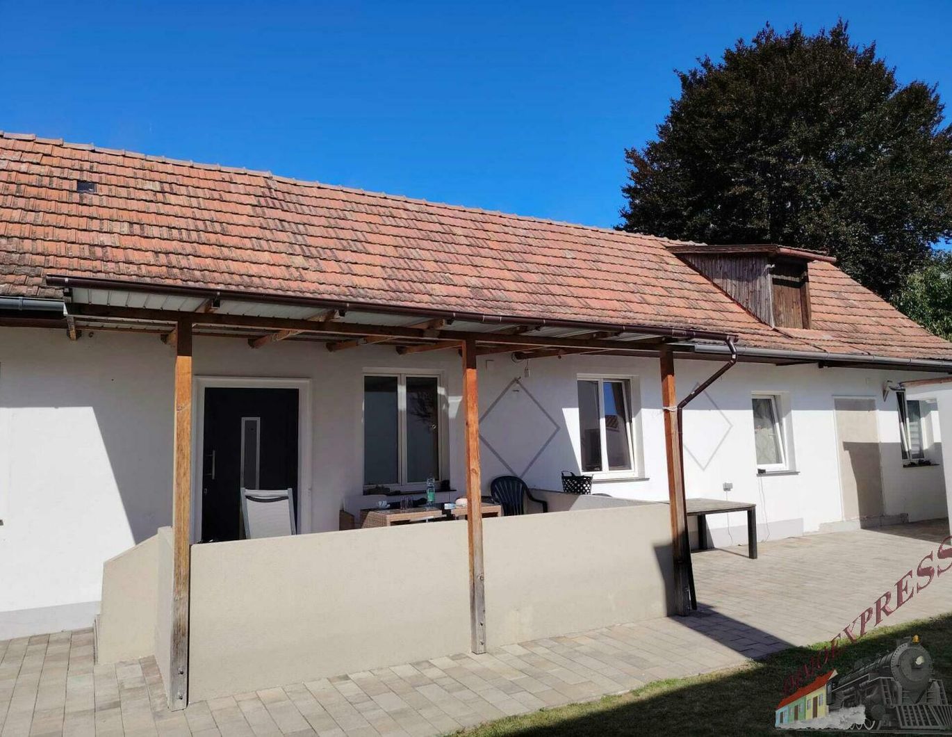 Zwei Häuser - ein Zuhause mit vielen Möglichkeiten! - zentrale Lage