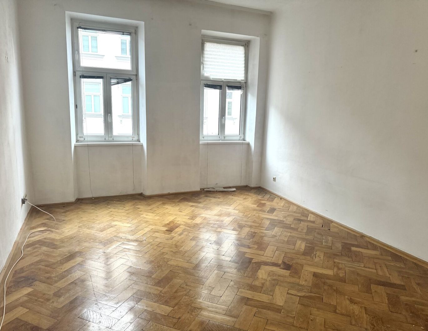 Sanierungsbedürftige 2,5-Zimmer-Wohnung in Top-Lage des 20. Bezirks - NÄHE AUGARTEN