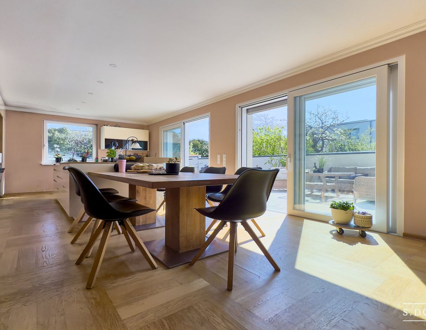 ++ NEU ++ EINFAMILIENHAUS ++ ZIEGEL-MASIV ++ GARTEN ++ 2 PKW STELLPLÄTZE ++ LUFTWÄRMEPUMPE ++ VORBEREITUNG FÜR PHOTOVOLTAIK ++ EIGENTUM IN BRUNN AM GEBIRGE ++