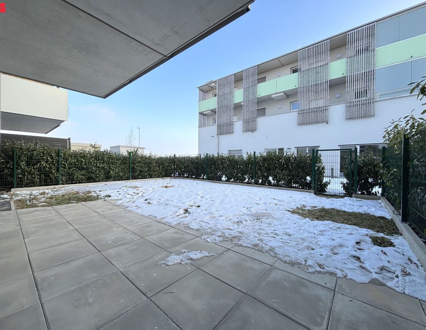 Neuwertige Gartenwohnung mit stilvoller Küche