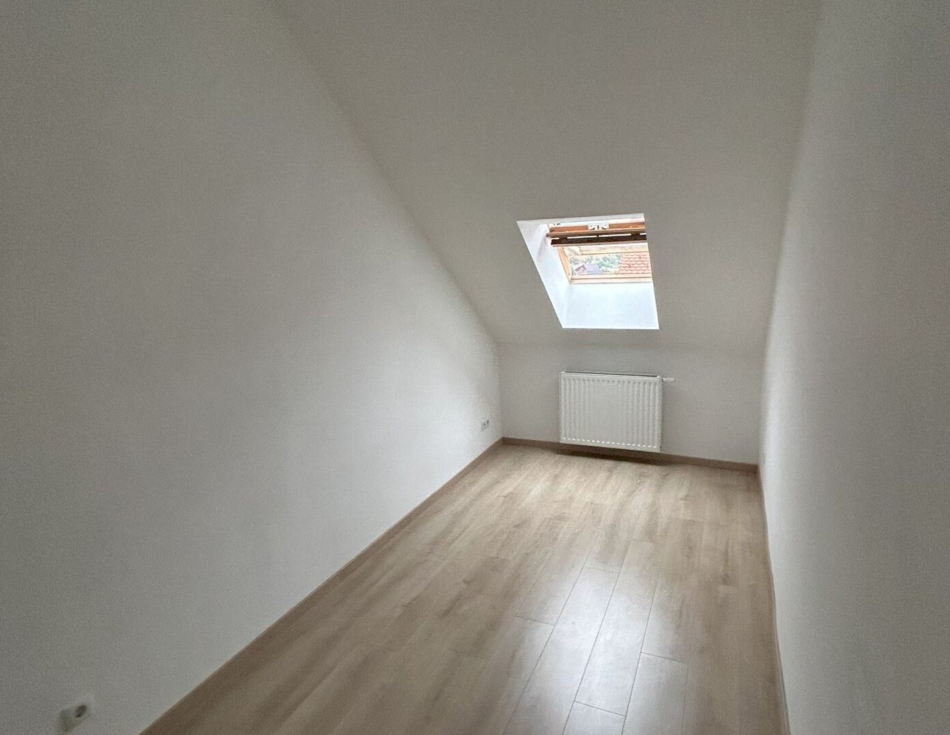 Gemütliche 2,5-Zimmer-Dachgeschosswohnung mit durchdachter Raumaufteilung - Lilienthalgasse 45, 8020 Gra