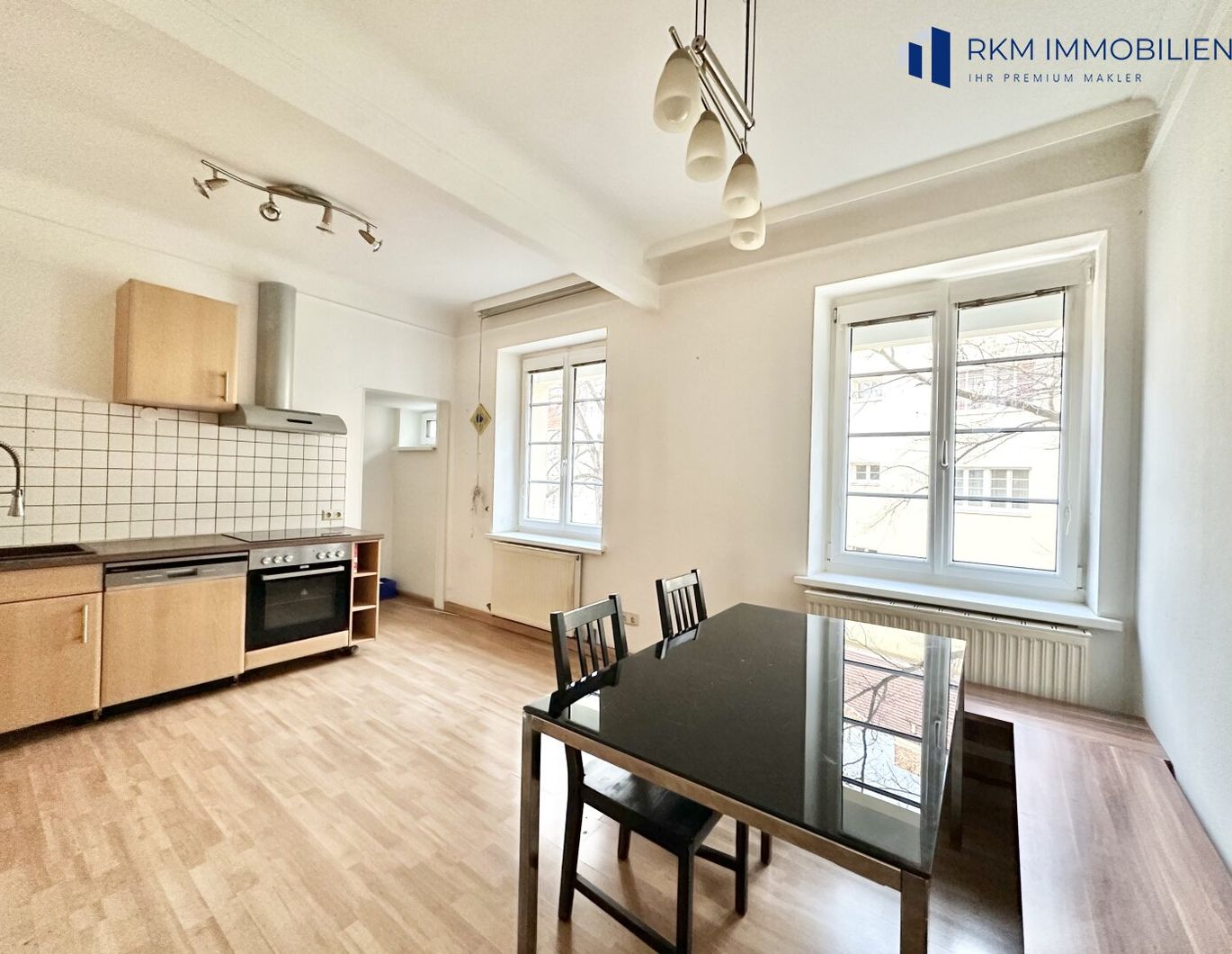 Helle, großzügige 3-Zimmer-Wohnung im Zentrum von Schwechat