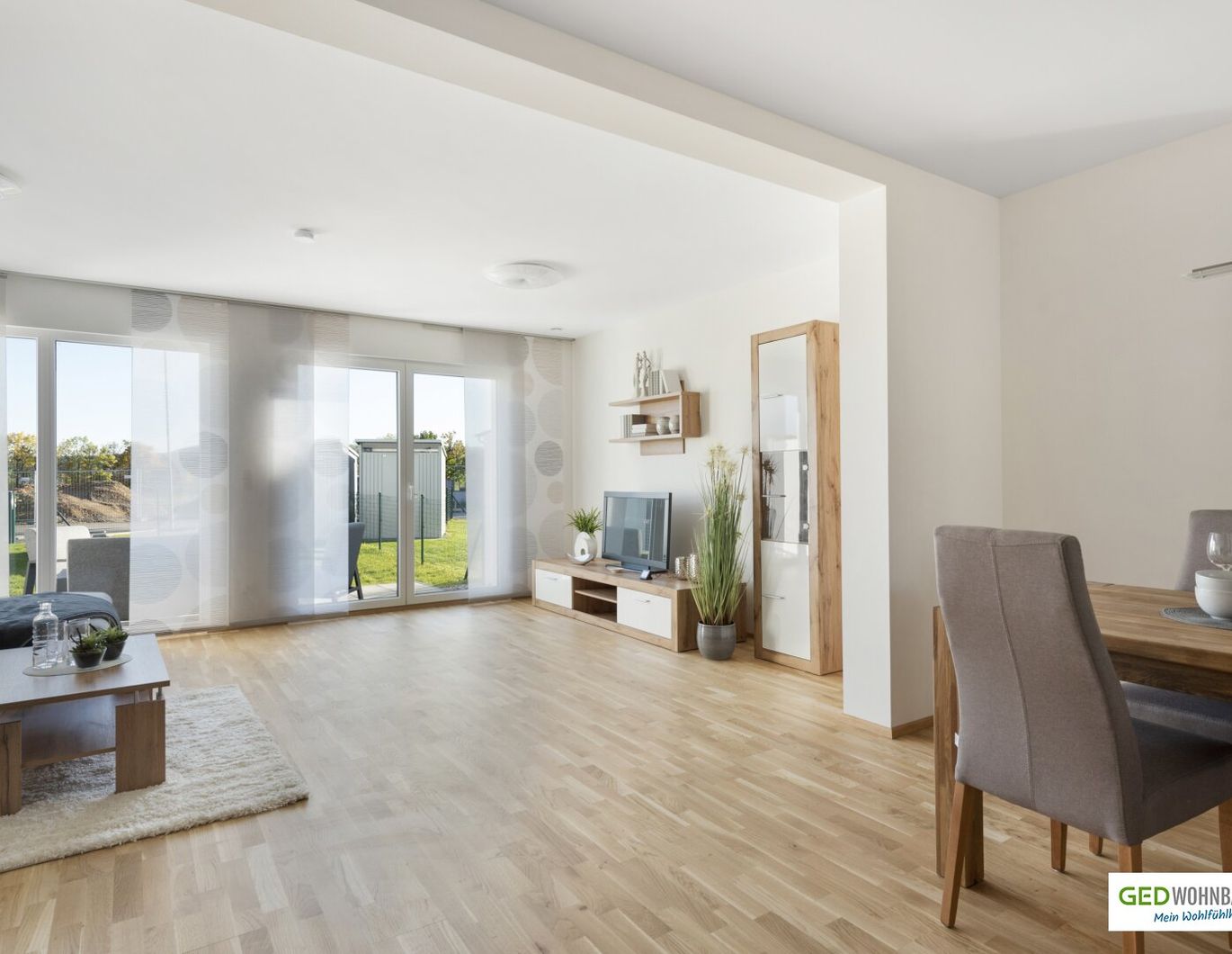 MINIMALE HEIZKOSTEN dank Niedrigstenergiebauweise! - F2