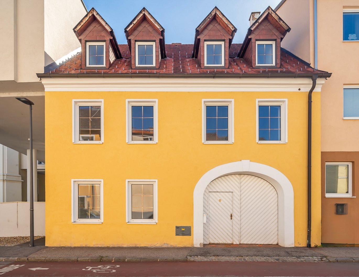 Kleines Schmuckstück im Herzen der Stadt mit großem Entwicklungspotenzial!