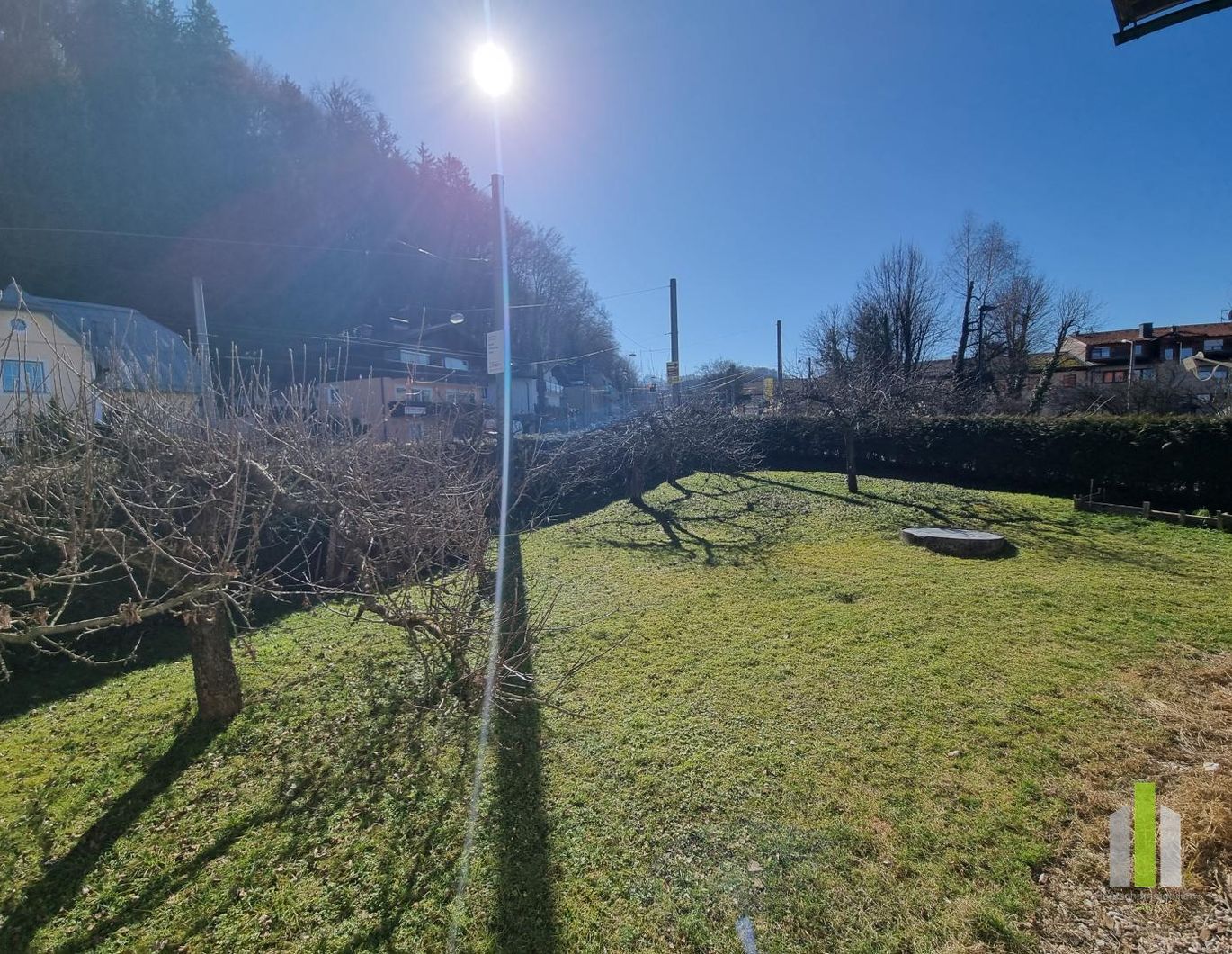 Liebevolle 3-Zi.-Wohnung mit 330 m² Garten!