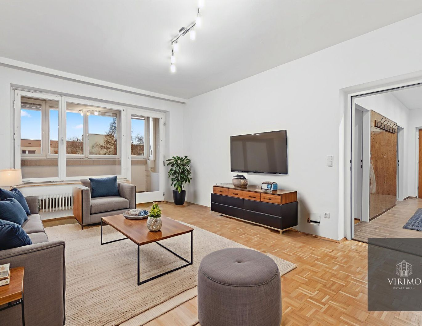 Moderne 4-Zimmer-Wohnung mit verglaster Loggia in ruhiger Lage von Linz-Bindermichl