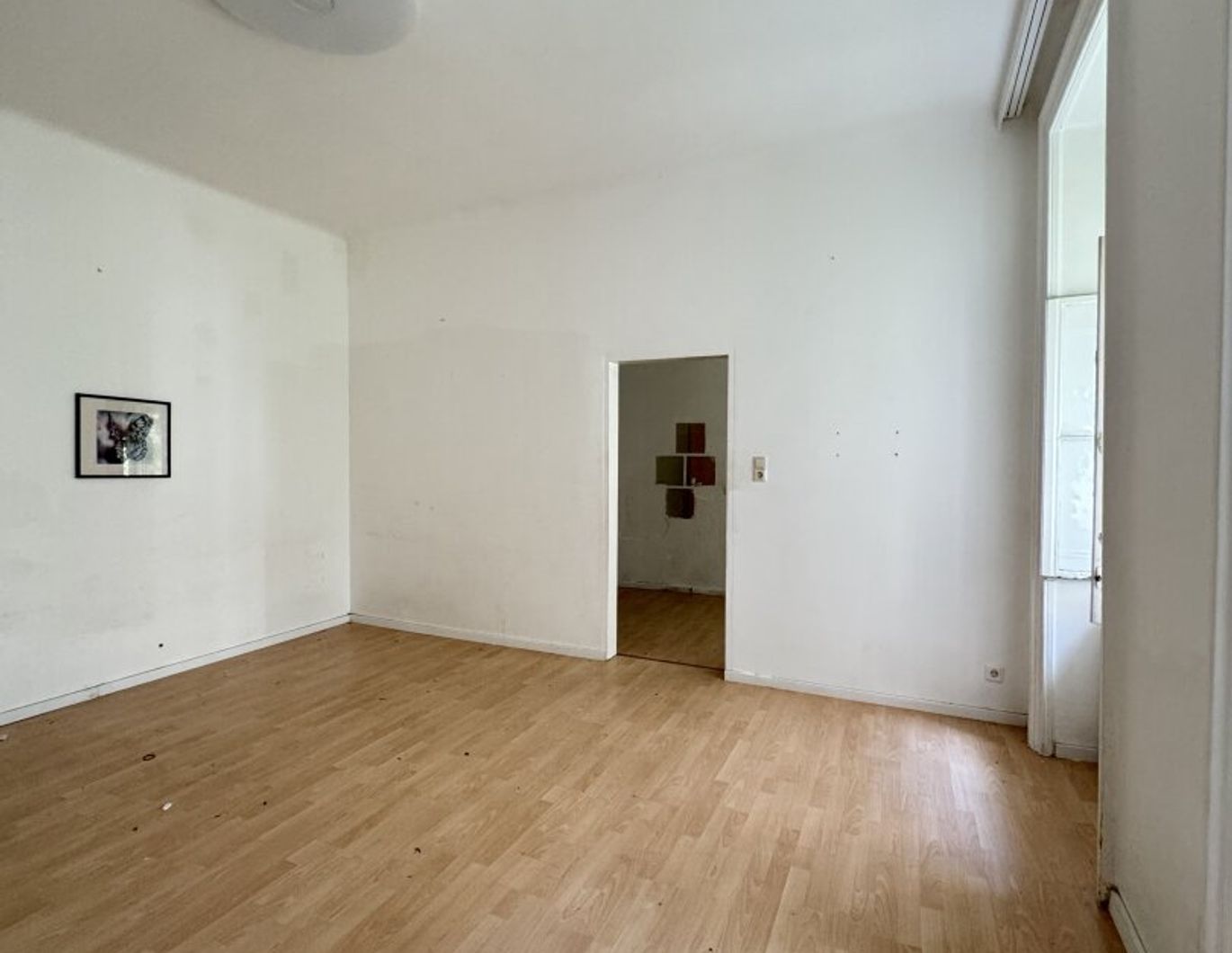 Wiener Altbau mit Potenzial - 2-Zimmer-Ruhelage mit grünem Innenhofblick