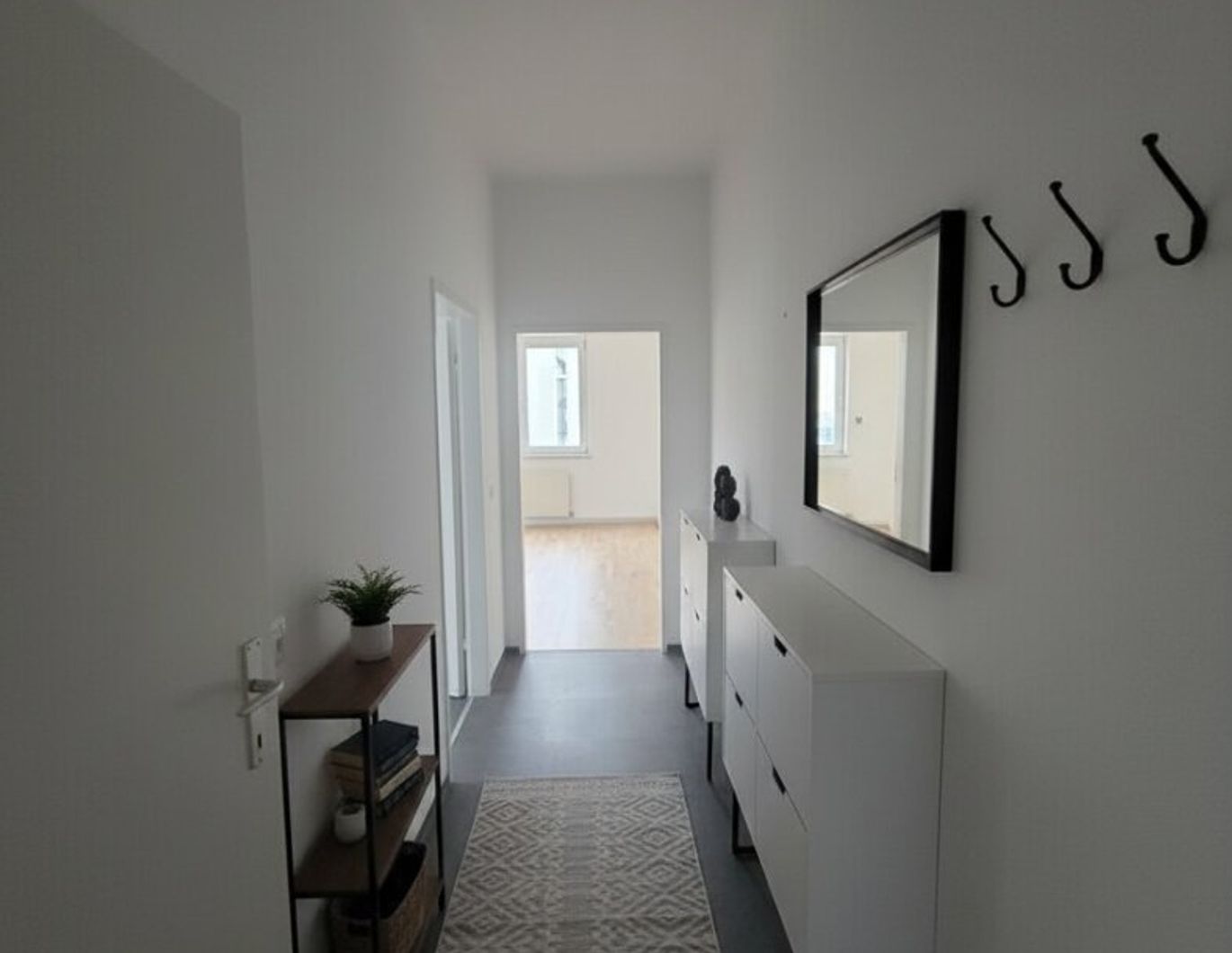 Gemütliche, helle SANIERTE 1-Raum-Wohnung in ruhiger Lage und schöner Grünflächen - Schnell sein Ihr neues Zuhause Am Bindermichl wartet auf Sie!
