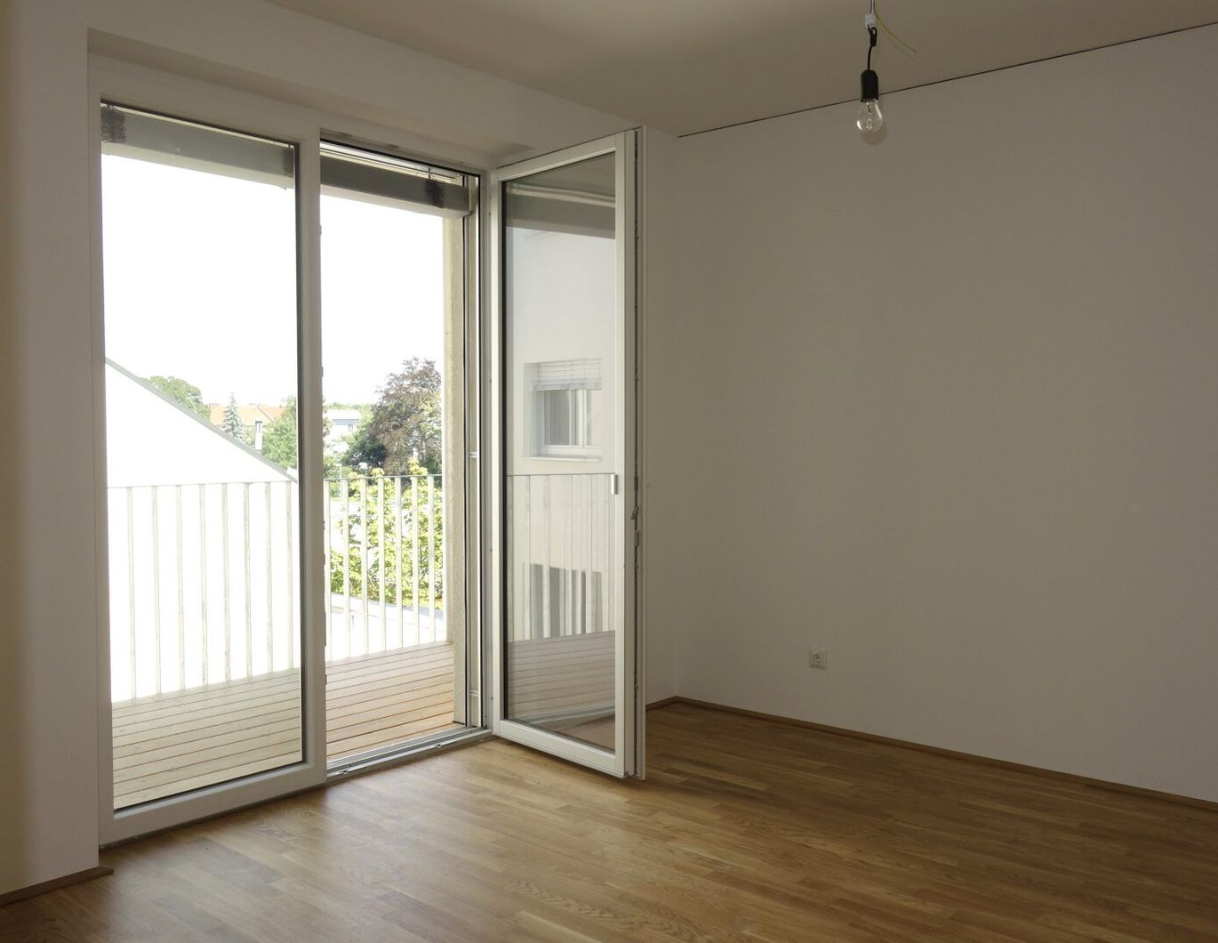 Top 2.10 - Schöne 2 Zimmerwohnung mit Loggia im Zentrum