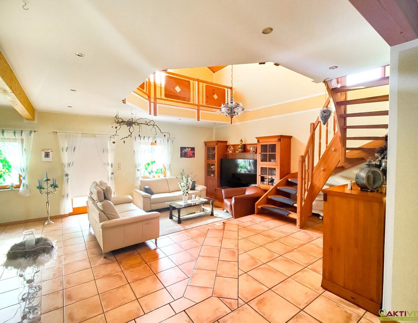 Ruheoase mit High End Wellness Wintergarten und parkähnlichem Grundstück!