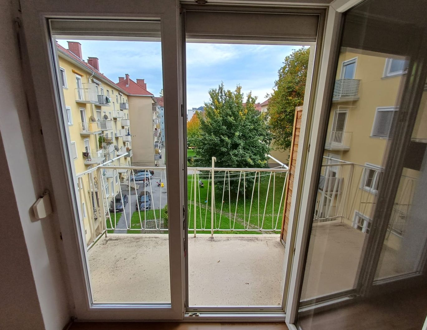 Anlegerwohnung: vermietete 2-Zimmer-Wohnung mit Balkon