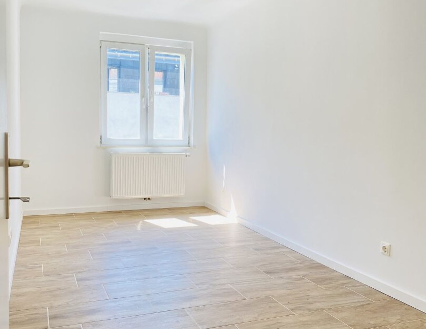 4-Zimmer-Wohnung in Ruhelage beim Augarten - Erstbezug mit Stil und Fernblick