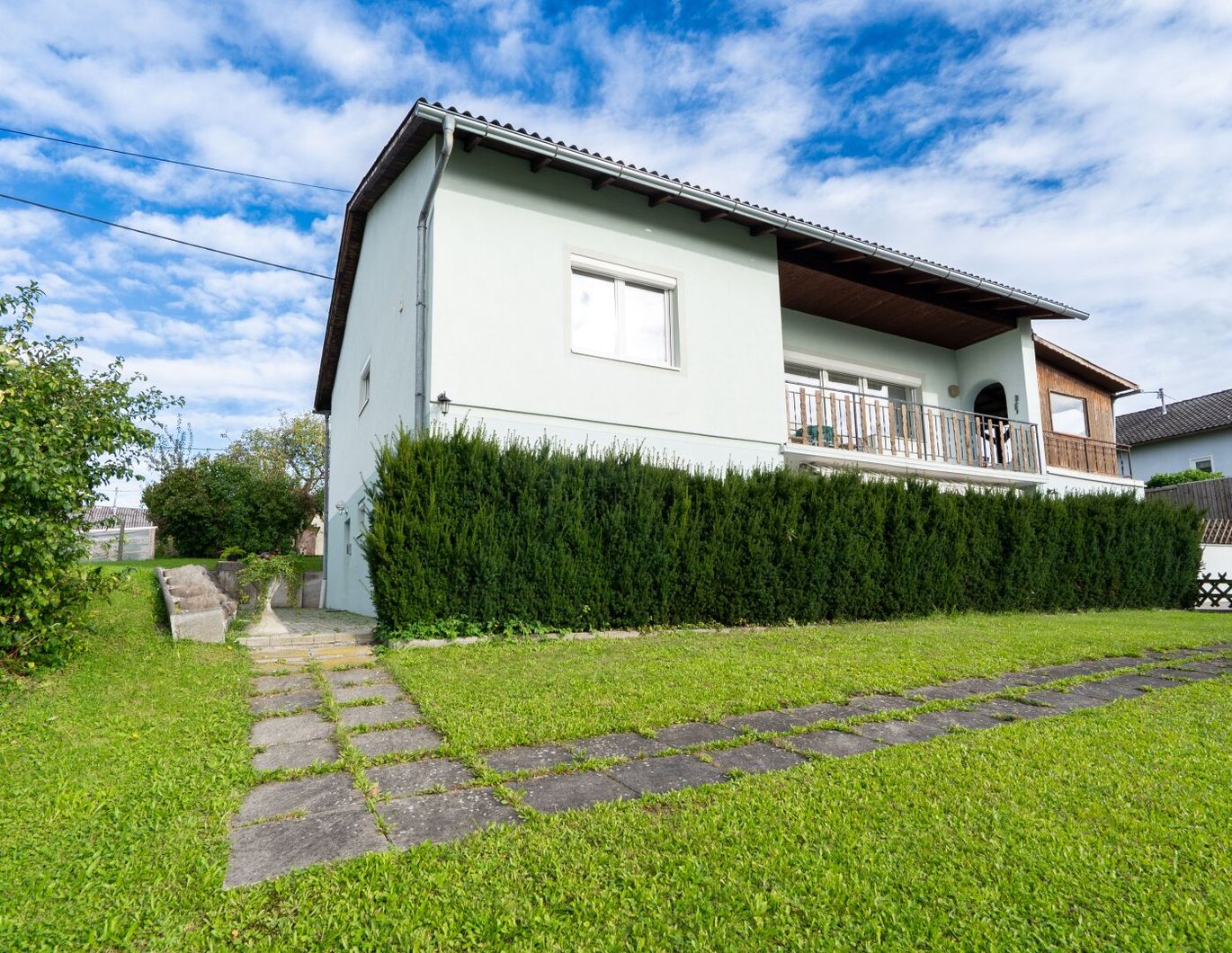Charmantes Ein/Zweifamilienhaus mit großzügigem Garten in Neuhofen an der Krems zu kaufen!