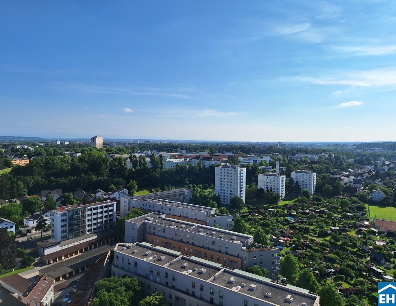 2 Zimmer Wohnung mit hochwertiger Ausstattung und Weitblick über Linz