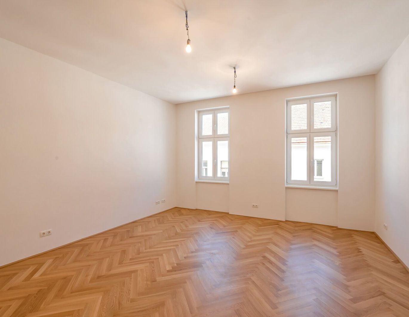 ++NEU++ Hochwertig generalsanierter 2-Zimmer ALTBAU ZWEITBEZUG in Top-Lage!
